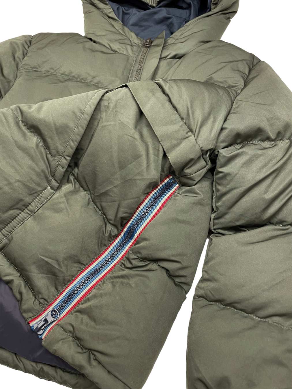 AO76 - Doudoune kaki - 8 ans