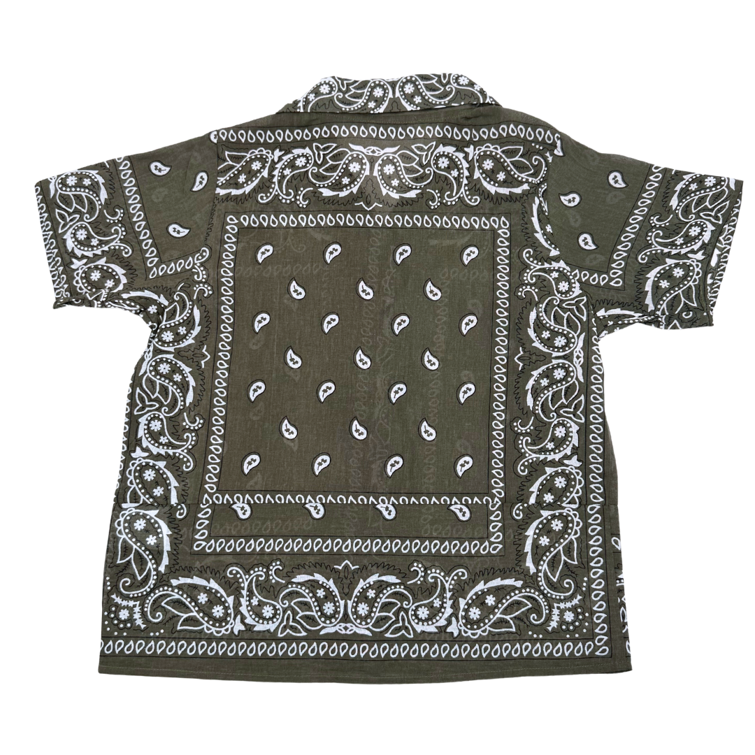 ARIZONA LOVE - Green shirt - 10 years