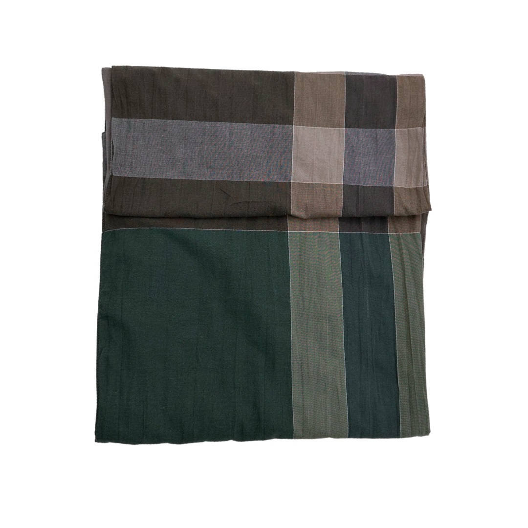 BURBERRY - Foulard vert à carreaux - Taille unique