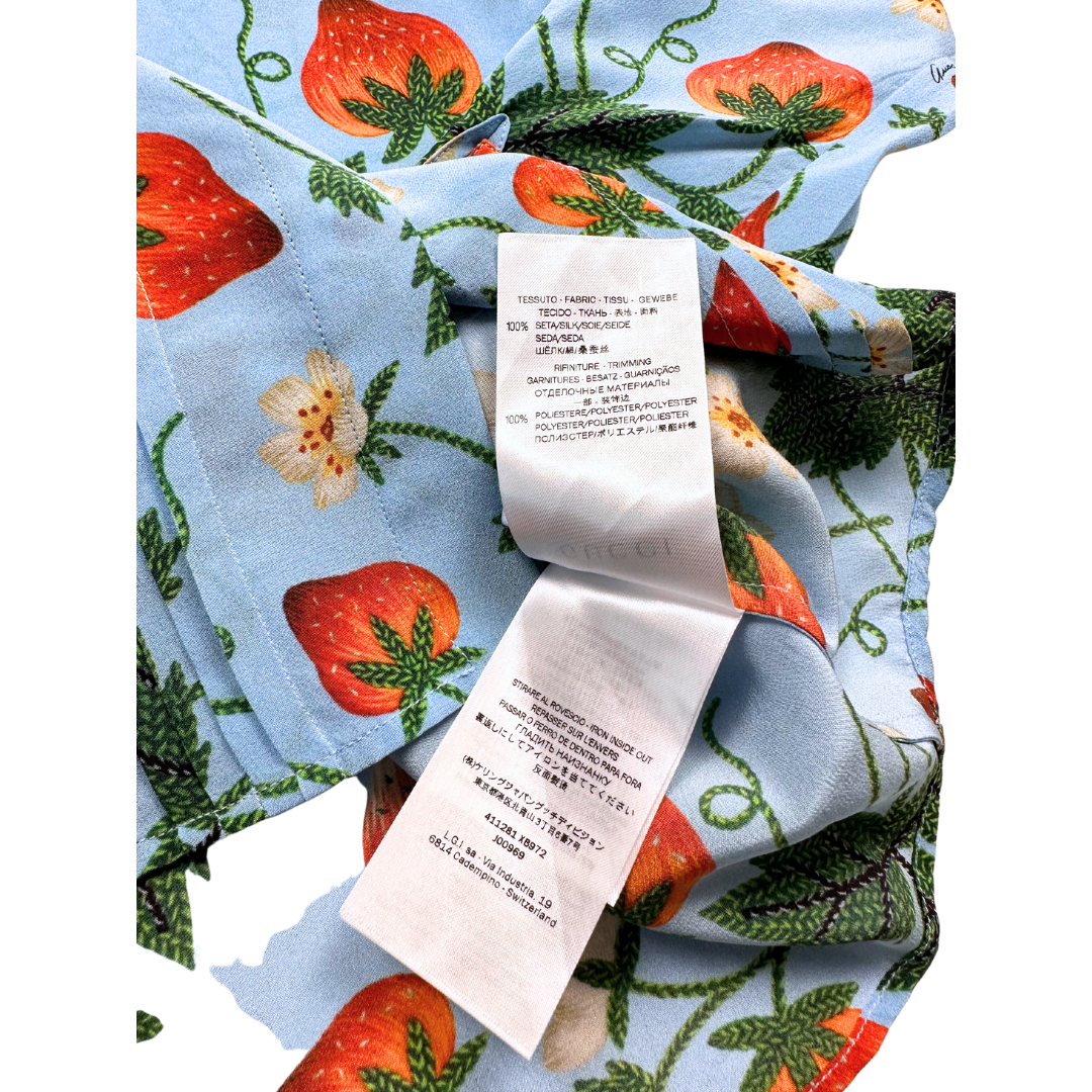 GUCCI - Chemisier en soie bleu motif fraises - 10 ans