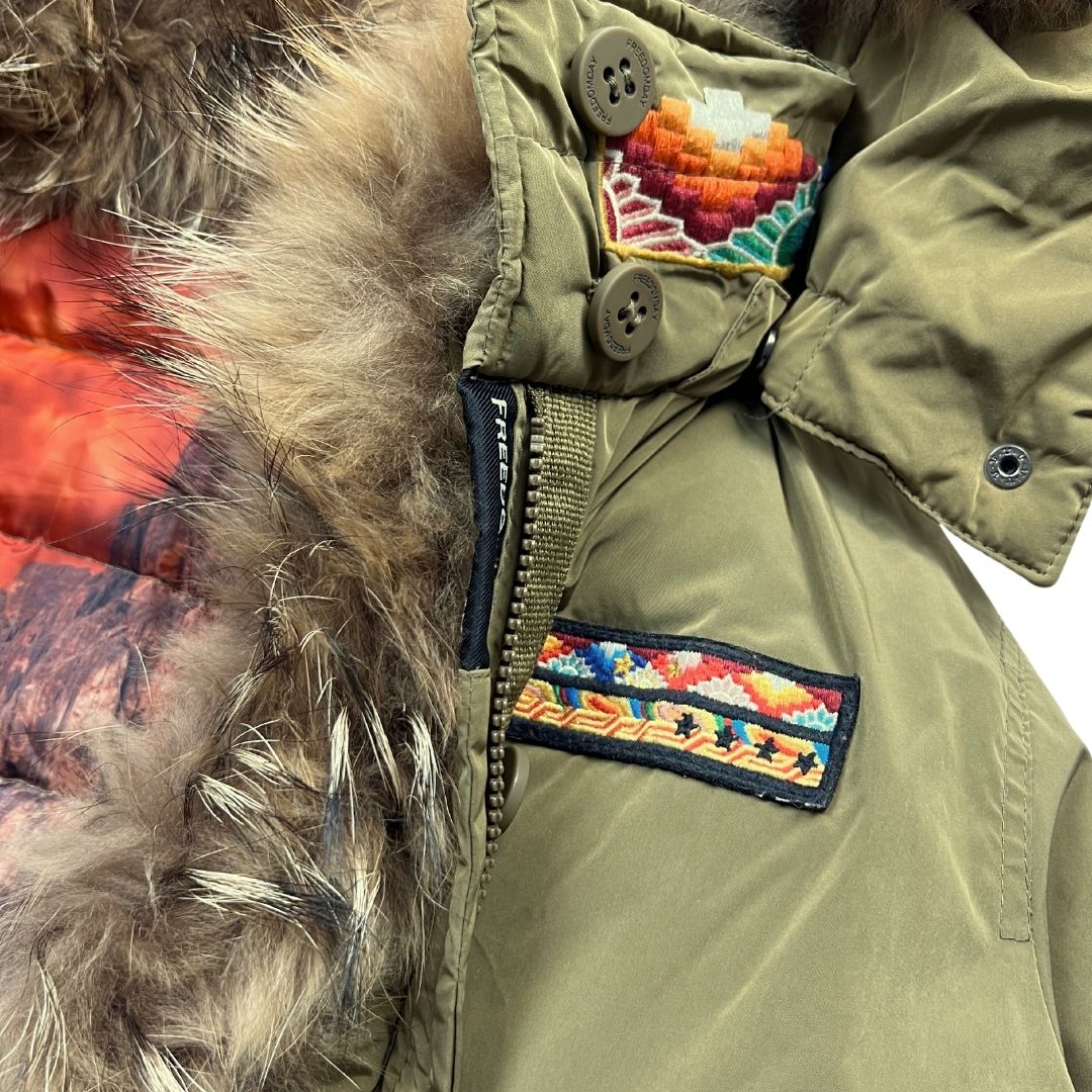 FREEDOMDAY - Inuit-Parka mit Khaki-Pelz - 16 Jahre