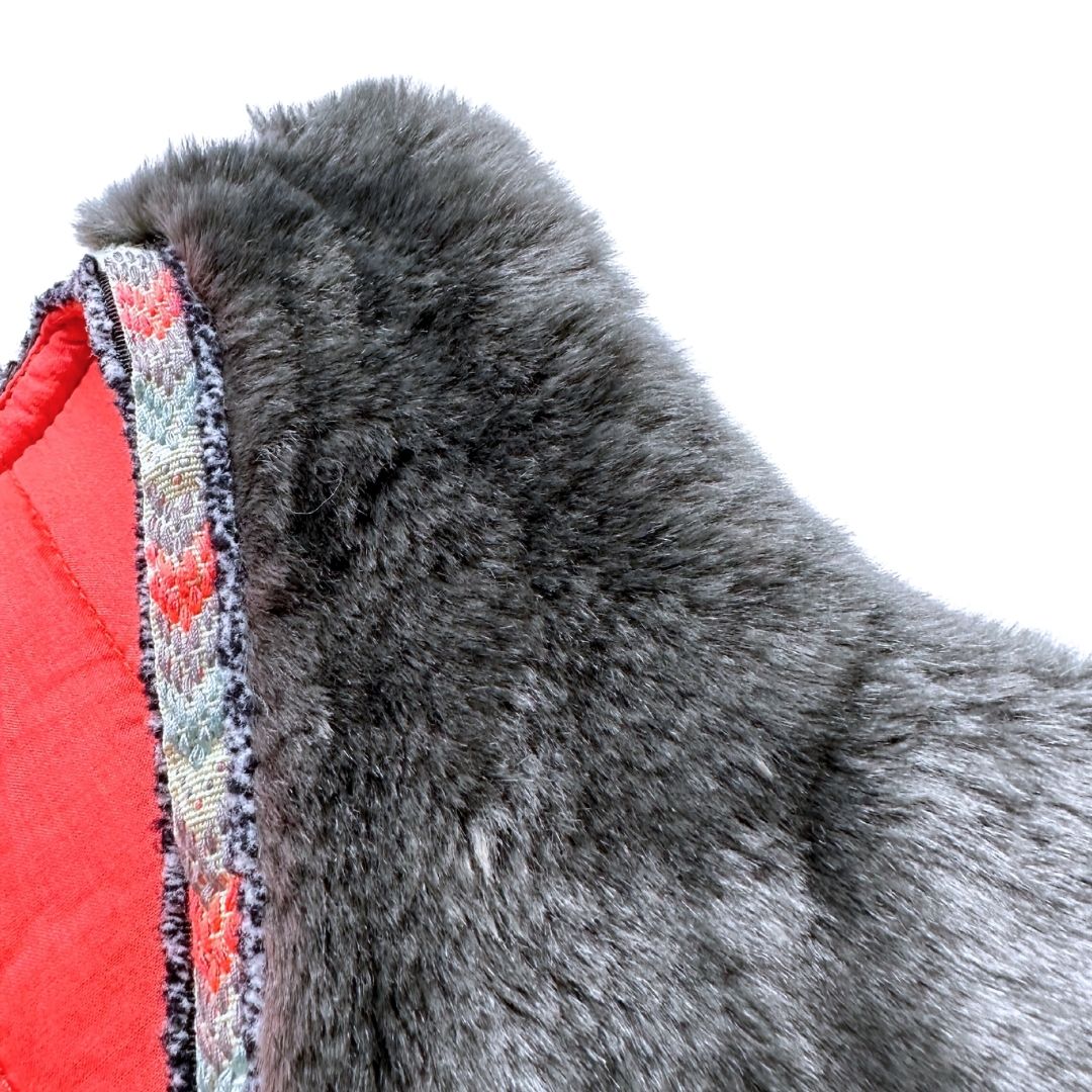 TROIZENFANTS - Ärmelloser Pelz - 6 Jahre