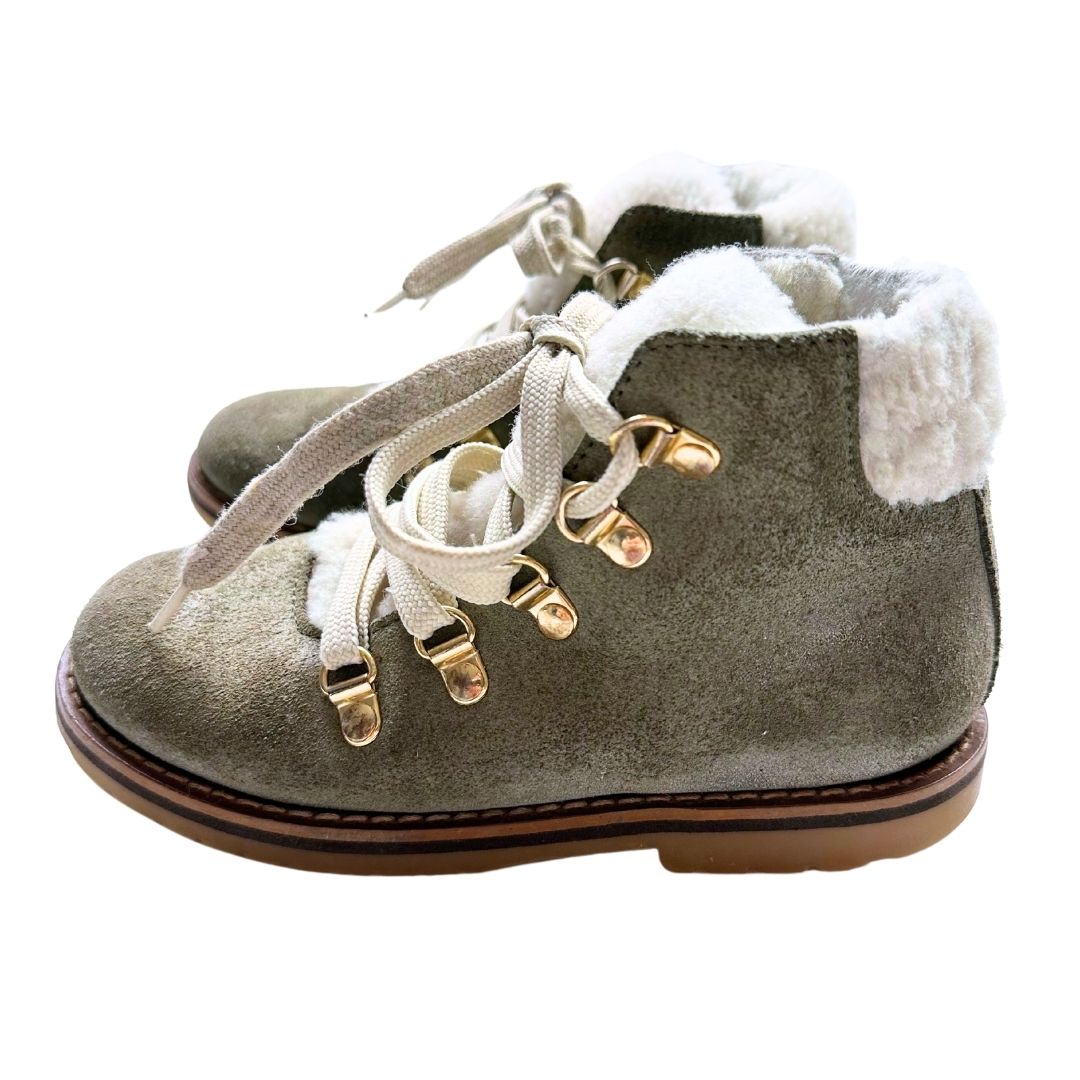 VINTAGE - Green ankle boots with white fur - 27