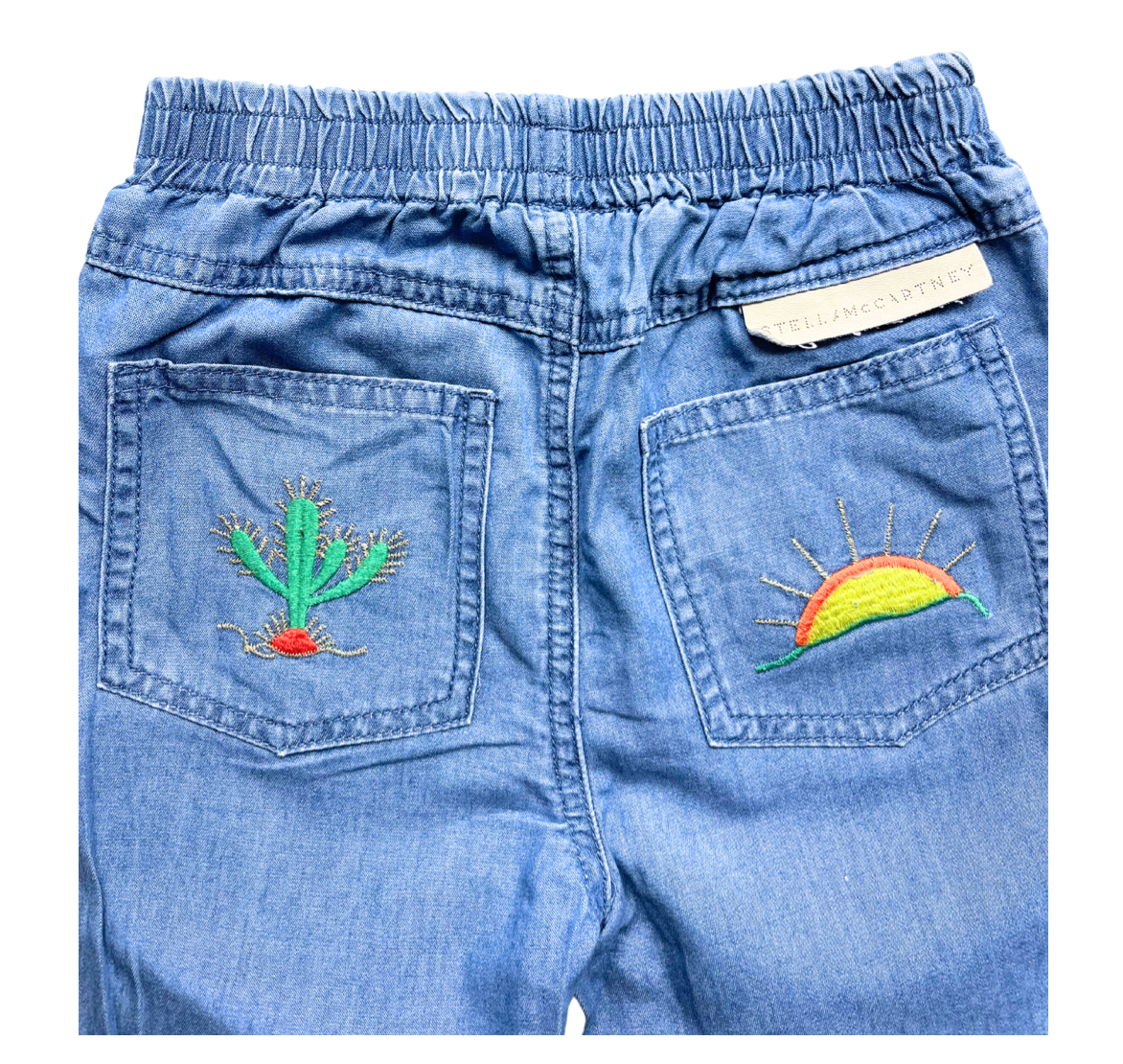 STELLA MCCARTNEY - Pantalon bleu en denim brodé au dos - 18 mois
