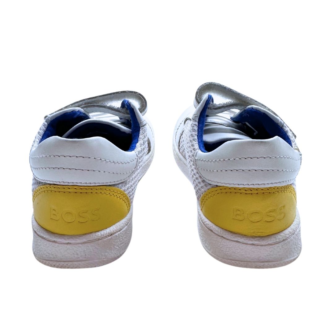 HUGO BOSS - Baskets blanches - 24