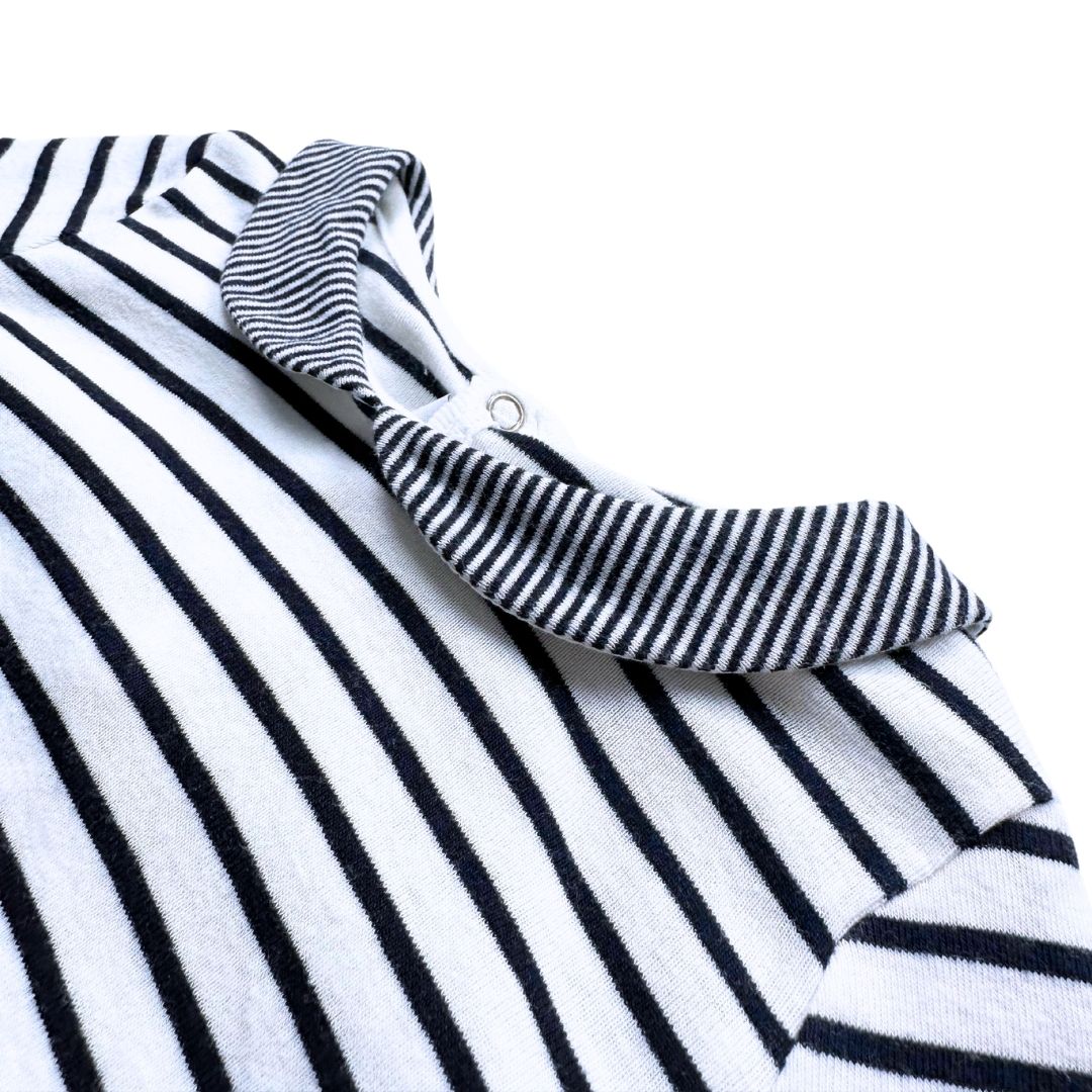 PETIT BATEAU - Blau-weiß gestreiftes T-Shirt - 2 Jahre
