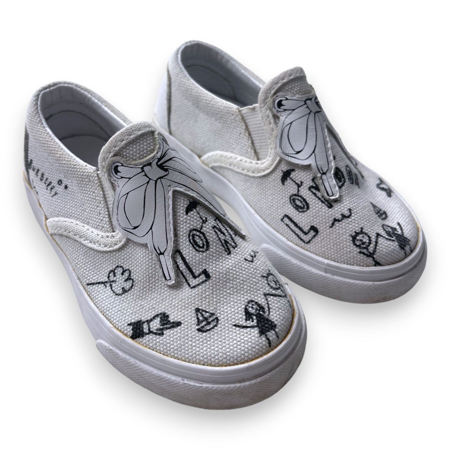 BURBERRY - Weiße gemusterte Slipper - 23