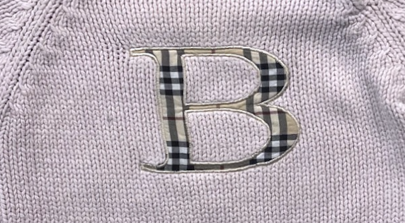 BURBERRY - Rosa Pullover mit „B“ - 18 Monate