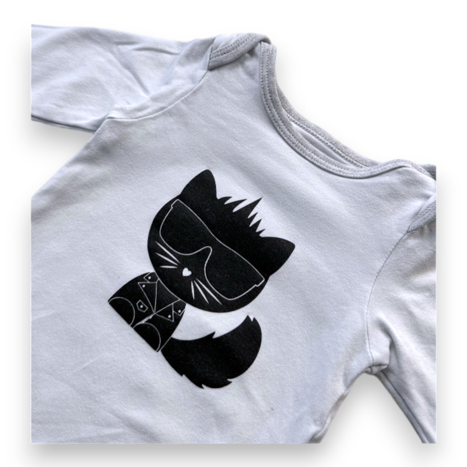 KARL LAGERFELD - Weißer und grauer Langarm-Body mit Katzenprint - 6 Monate