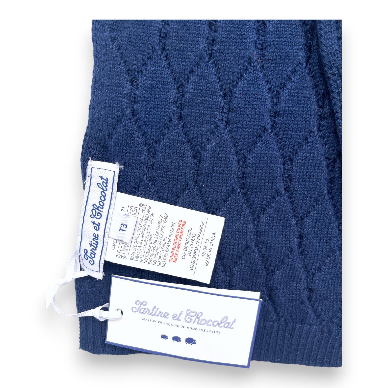 TARTINE & CHOCOLAT - Schal und Fäustlinge in Marineblau mit Zopfmuster (neu) - T3