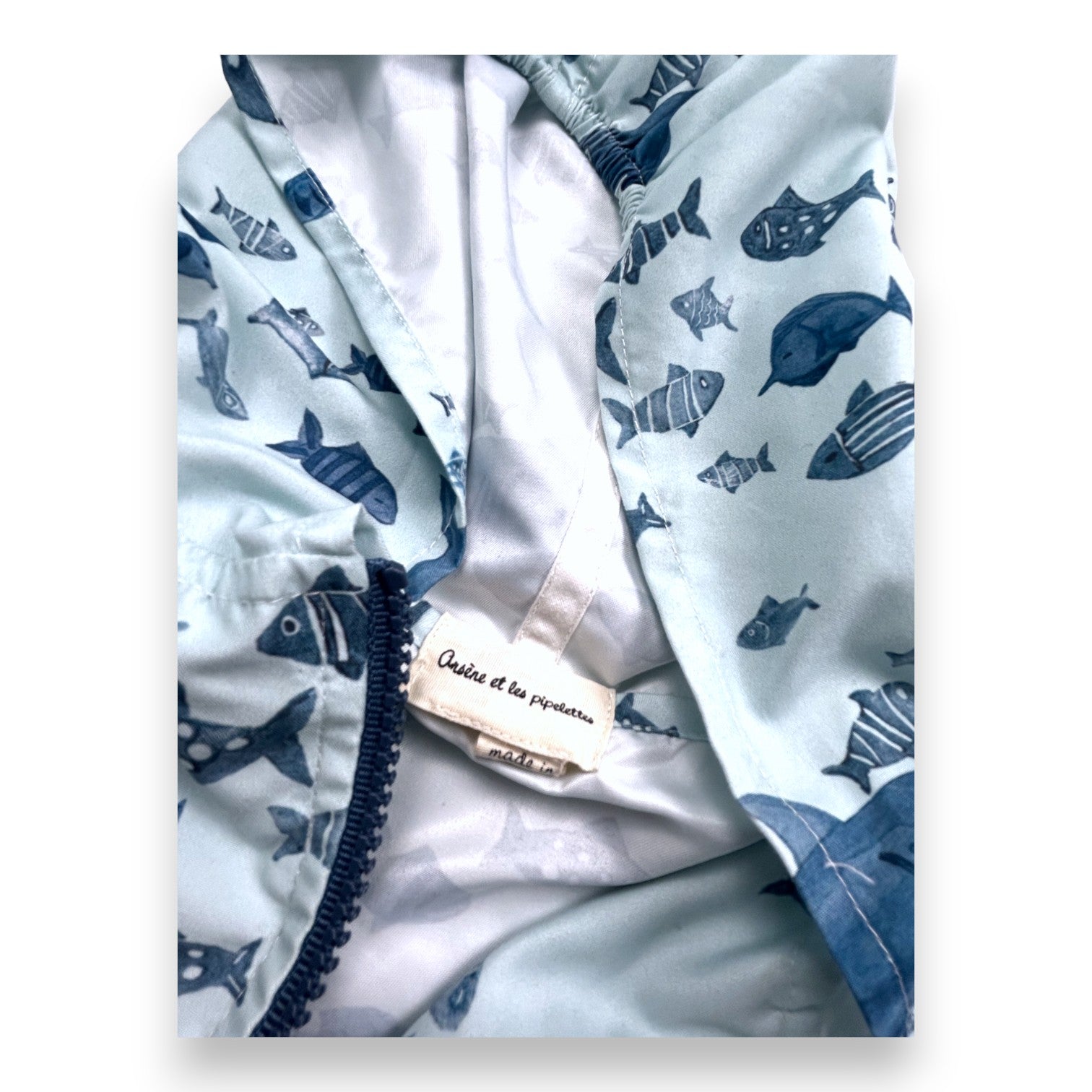 ARSÈNE ET LES PIPELETTES - Coupe vent bleu à motifs poissons - 8 ans