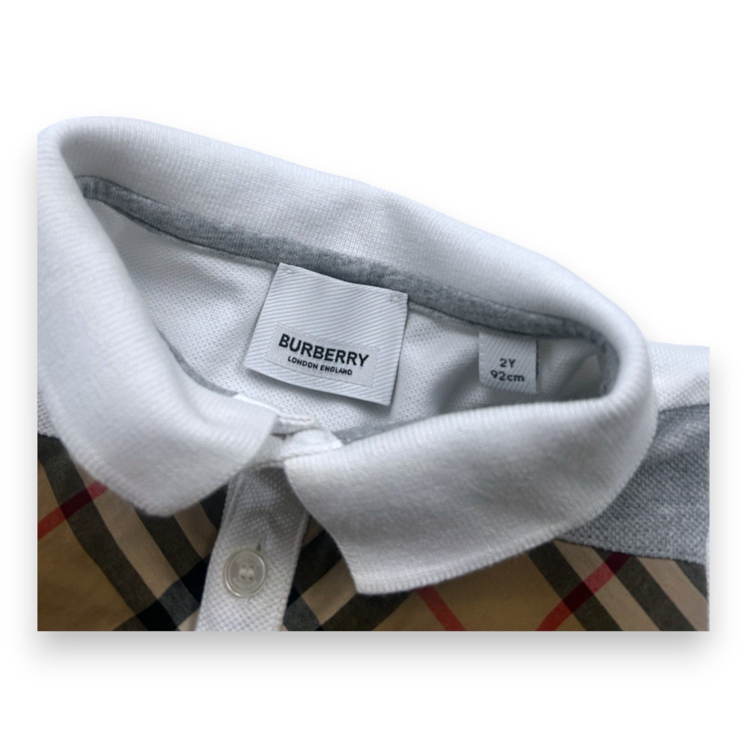 BURBERRY - Weißes kariertes Poloshirt - 2 Jahre