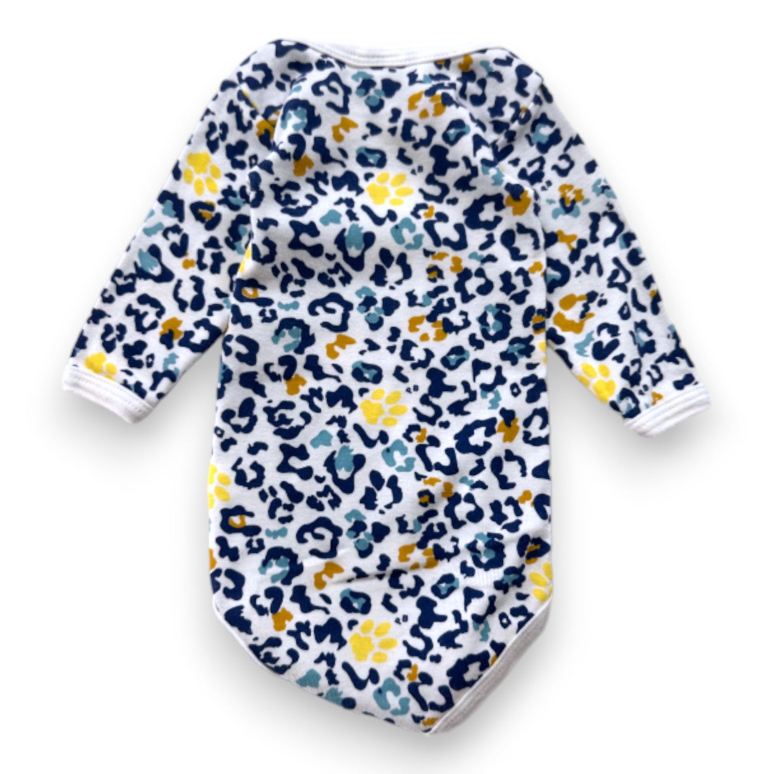 PETIT BATEAU - Weißer Body mit blauem und gelbem Leopardenmuster und langen Ärmeln - 3 Monate