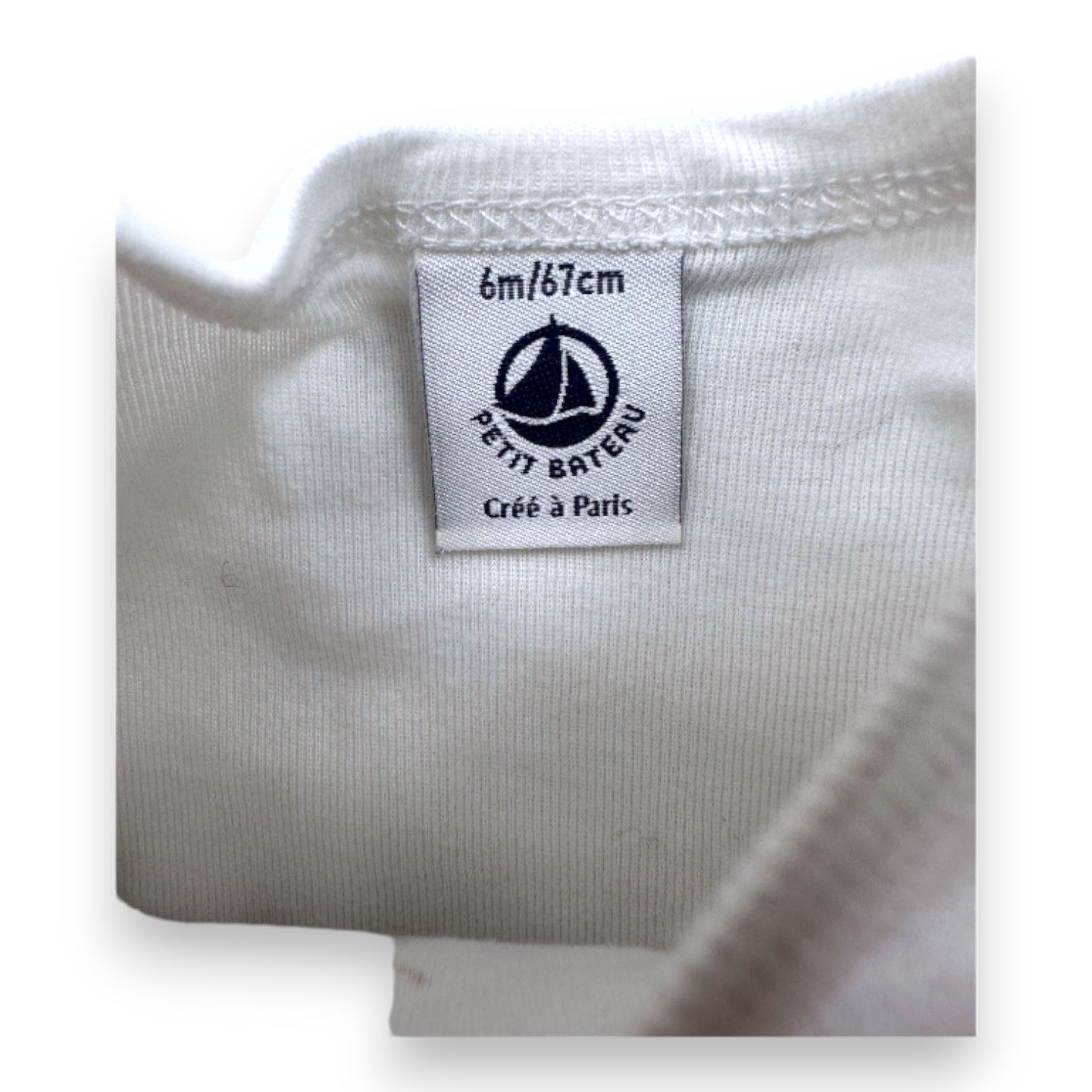 PETIT BATEAU - Weißer Kurzarm-Body mit Schwimmbad-Print - 6 Monate