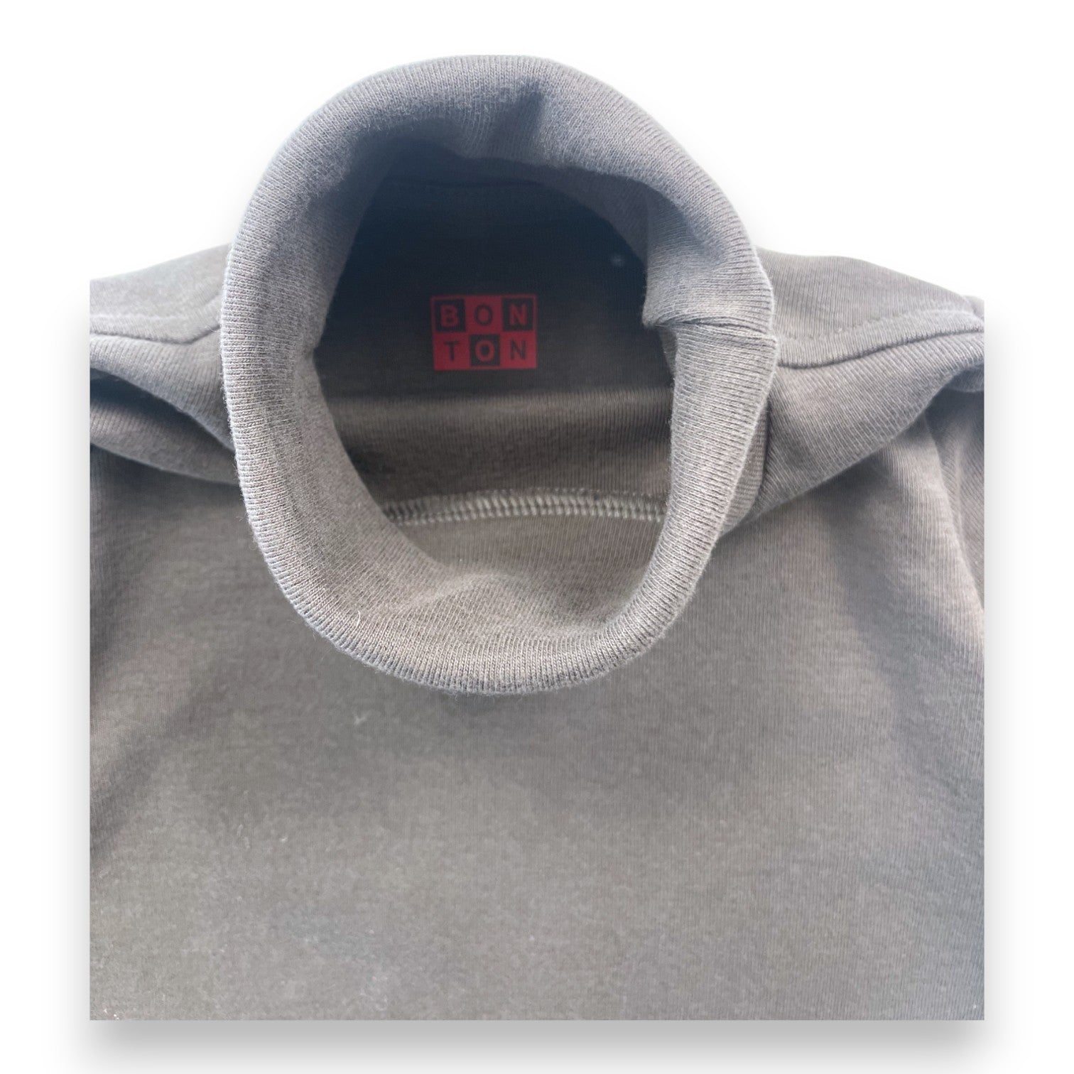 BONTON - Brauner Rollkragenpullover - 4 Jahre