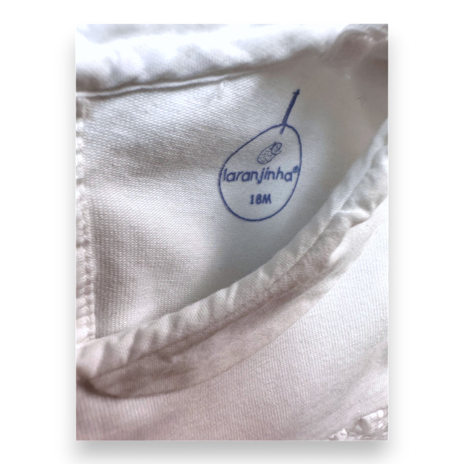 LARANJINHA - Weißes Kleid mit Stickerei - 18 Monate