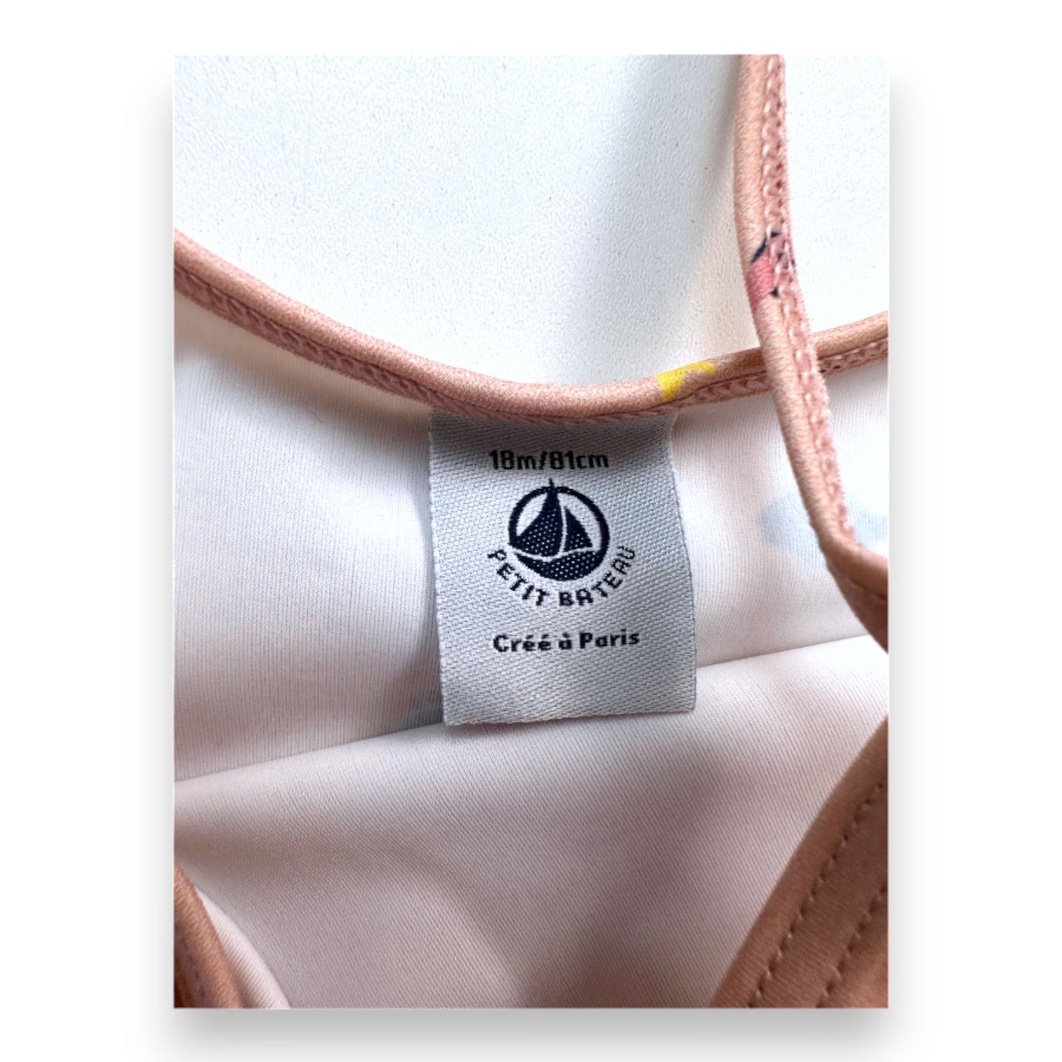 PETIT BATEAU - Rosa Badeanzug mit Prints - 18 Monate