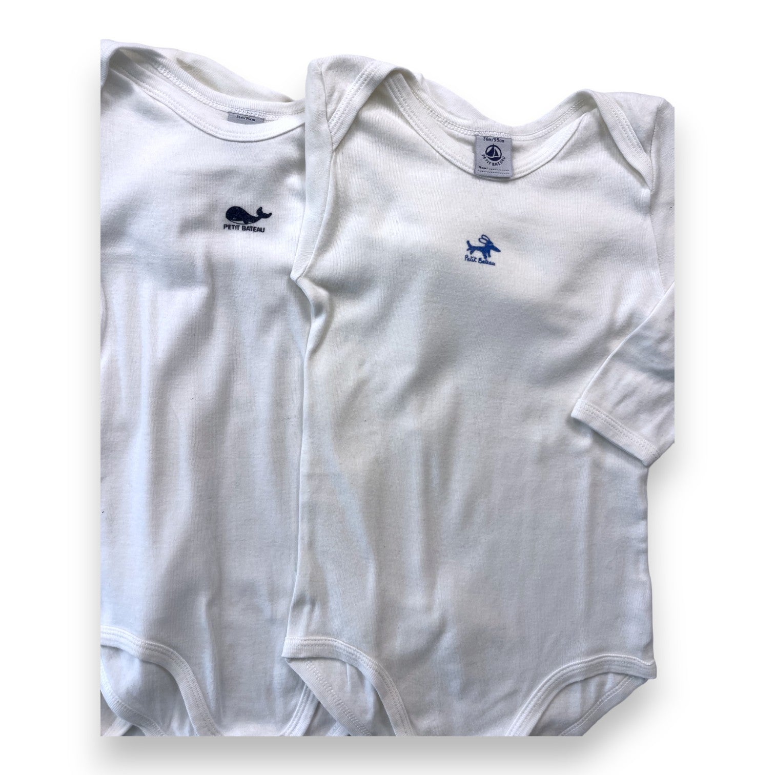 PETIT BATEAU - Set mit 4 weißen Bodys - 3 Jahre