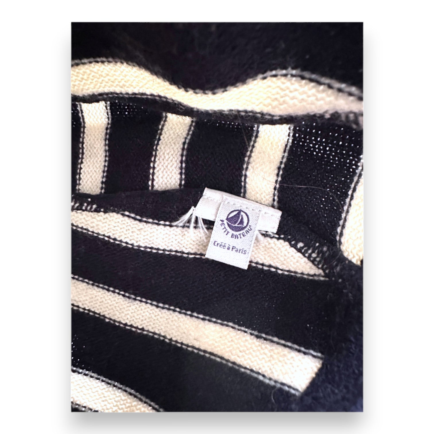 PETIT BATEAU - Blau-weiß gestreifte Sturmhaube - 6 Monate