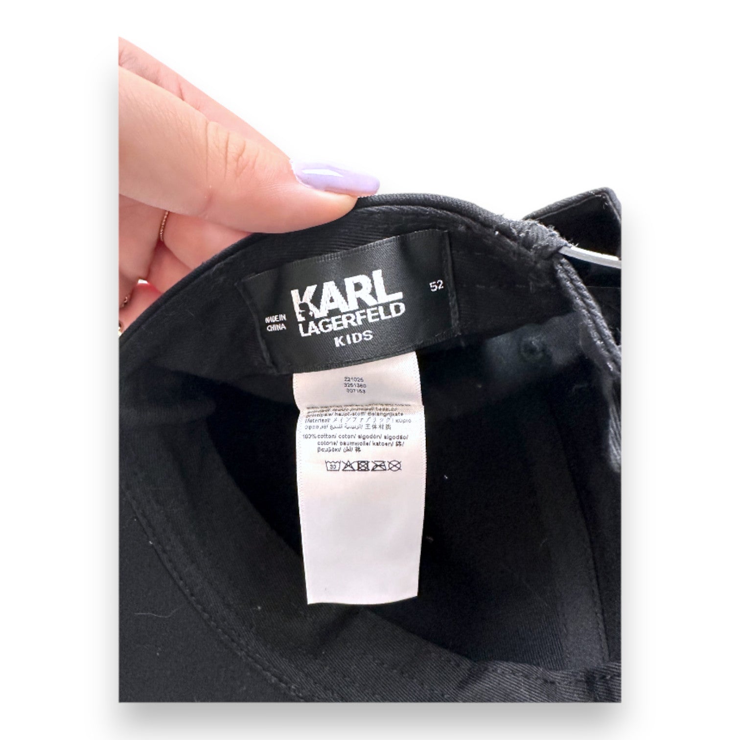 KARL LAGERFELD - Schwarze Kappe - 4 Jahre