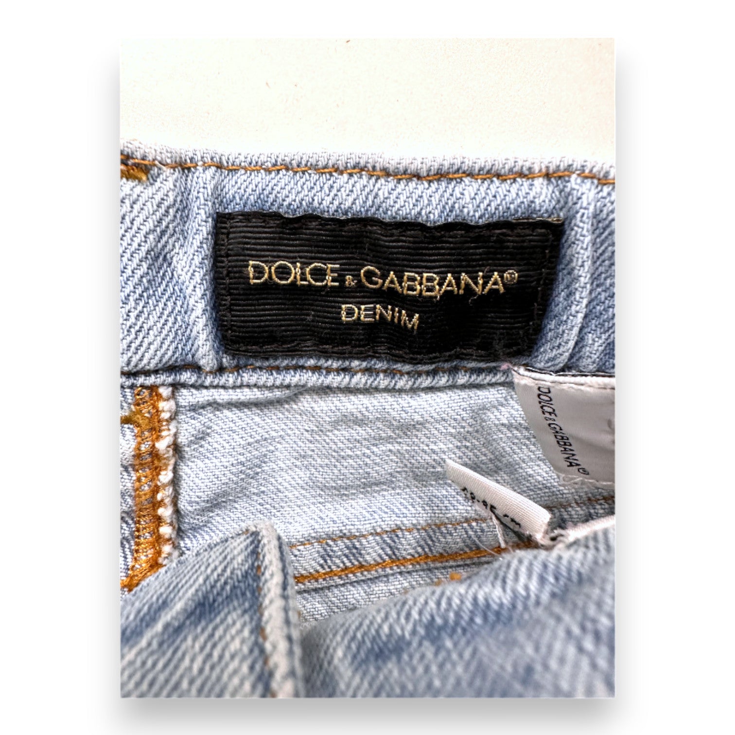 DOLCE & GABBANA - Blue denim shorts with multi-colored prints - 4 years
