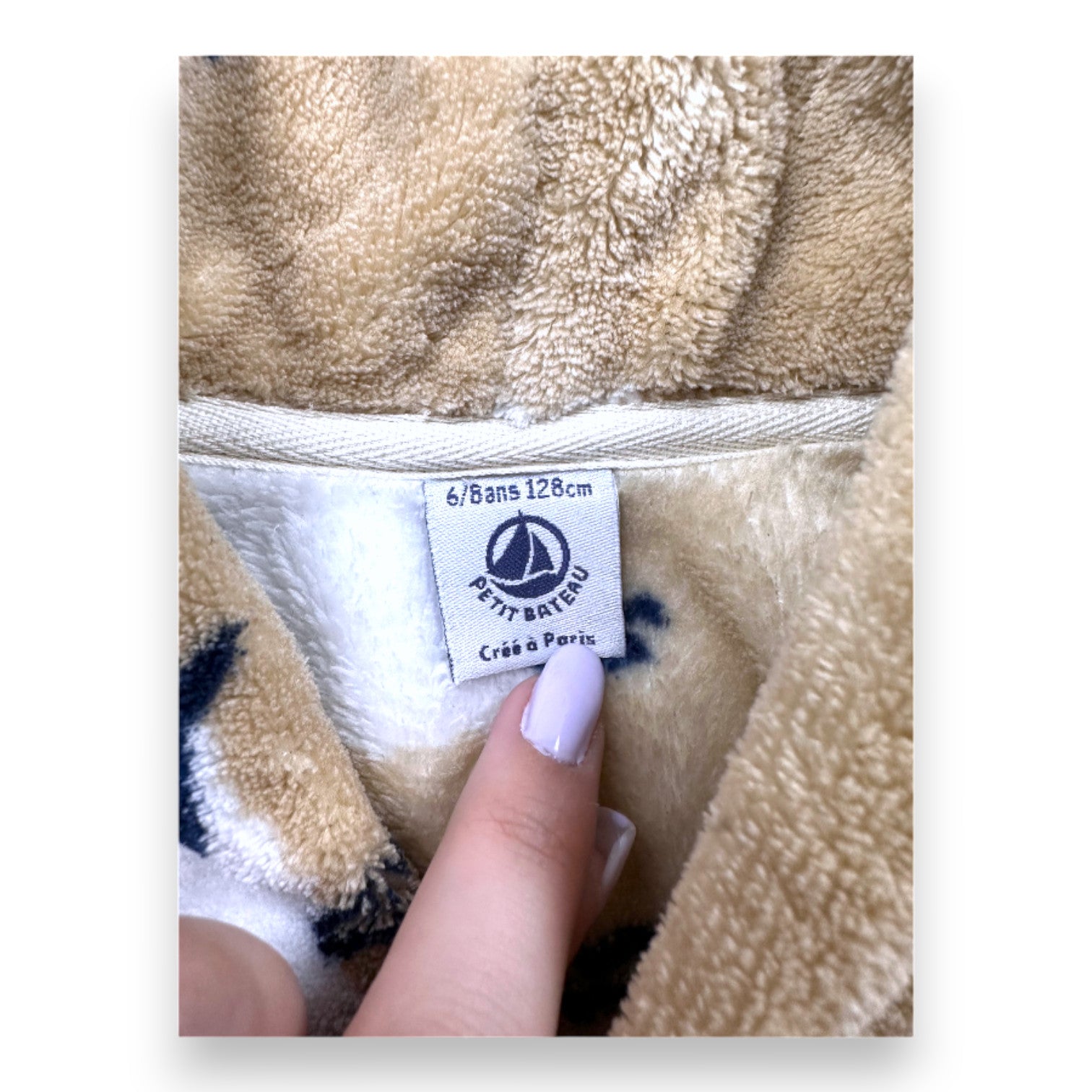 PETIT BATEAU - Brown bathrobe with sheep - 6 years old