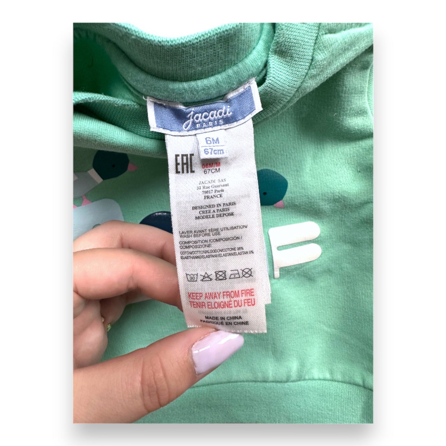 JACADI - grünes Sweatshirt mit Aufdrucken - 6 Monate