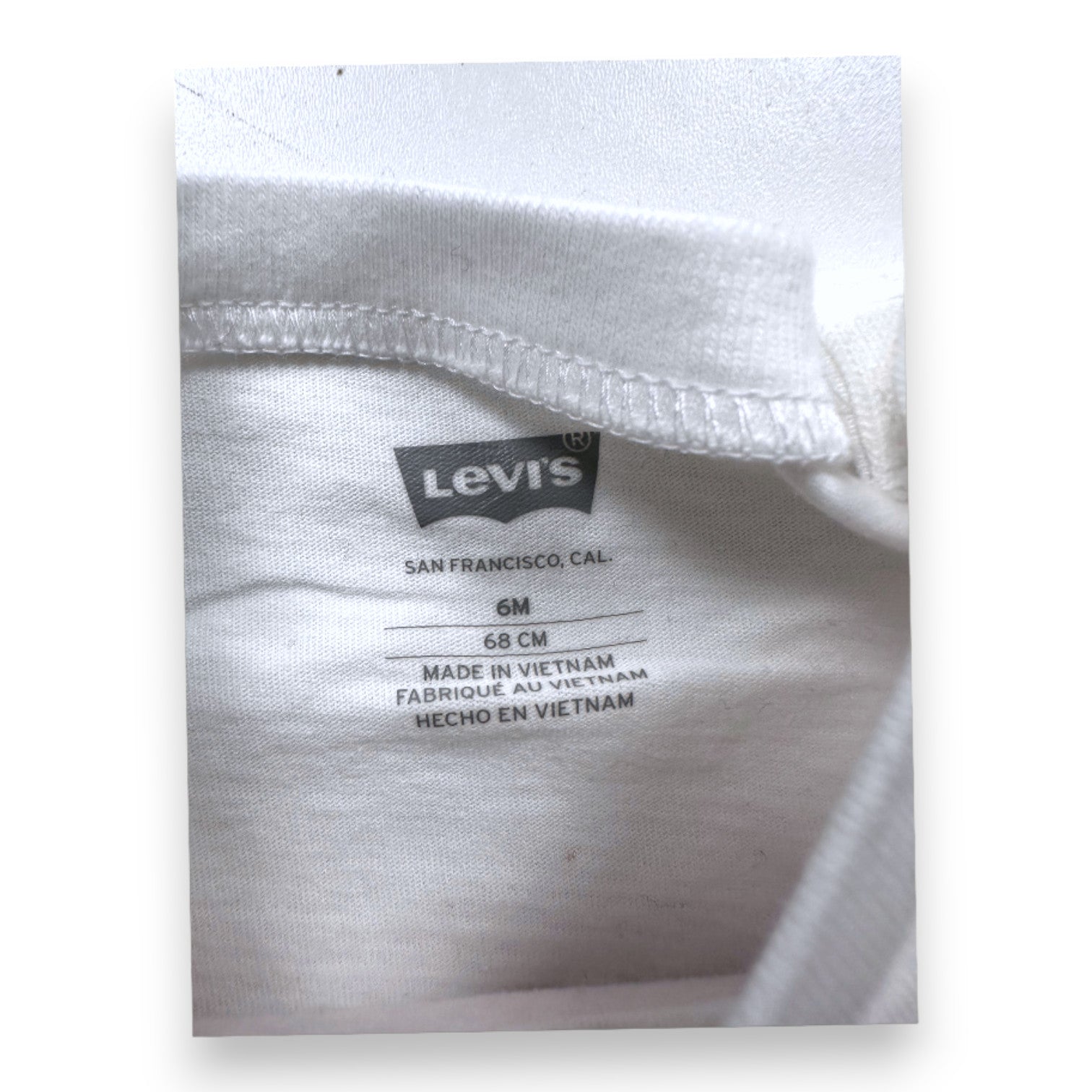 LEVI'S - White T-shirt with "Levi's" logo - 6 months