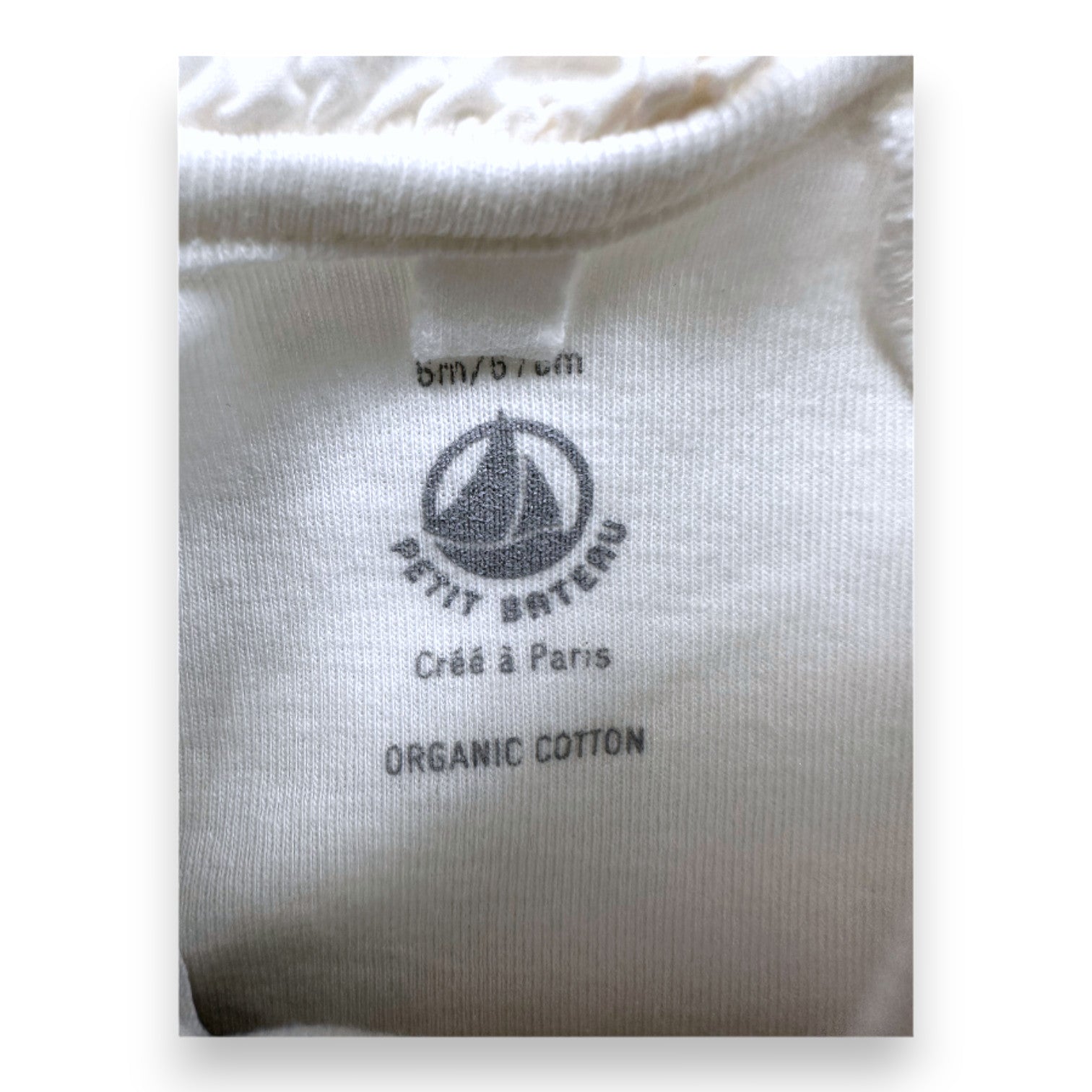 PETIT BATEAU - White bodysuit with ruffled collar - 6 months