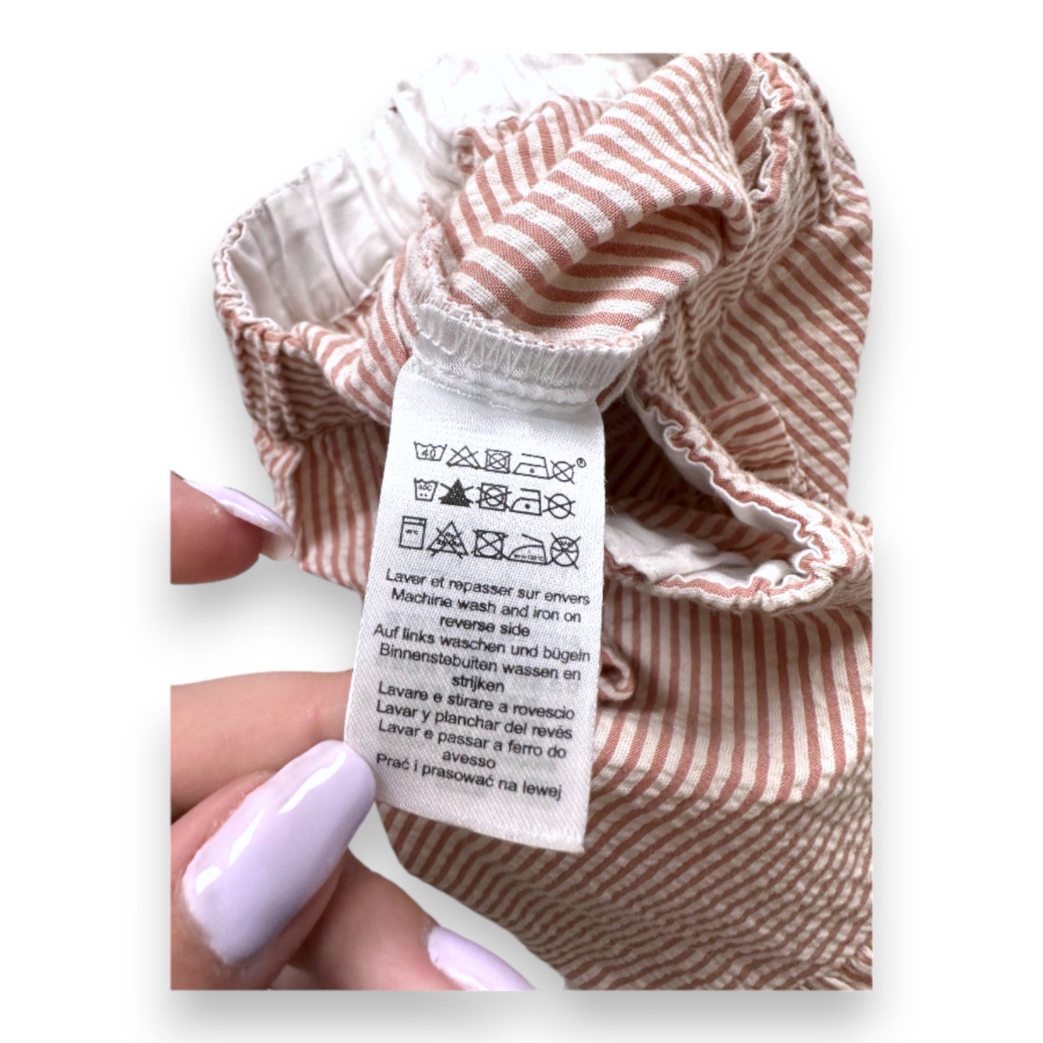 PETIT BATEAU - White and orange striped shorts - 6 months