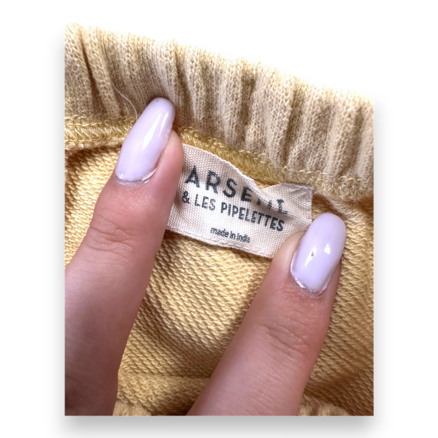 ARSÈNE UND DIE PIPELETTES - Gelbe Shorts - 18 Monate