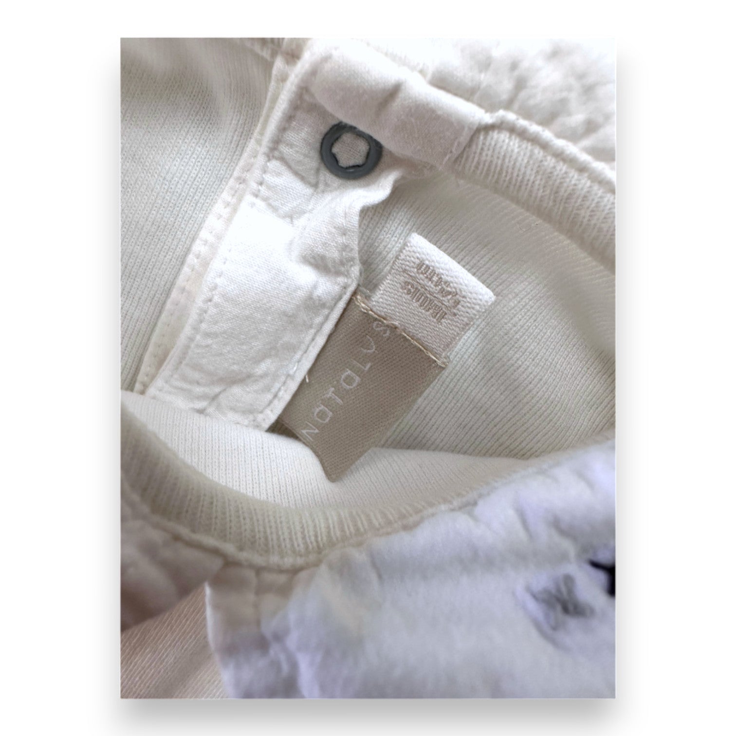 NATALYS - White long-sleeved T-shirt with embroidered collar - 1 month