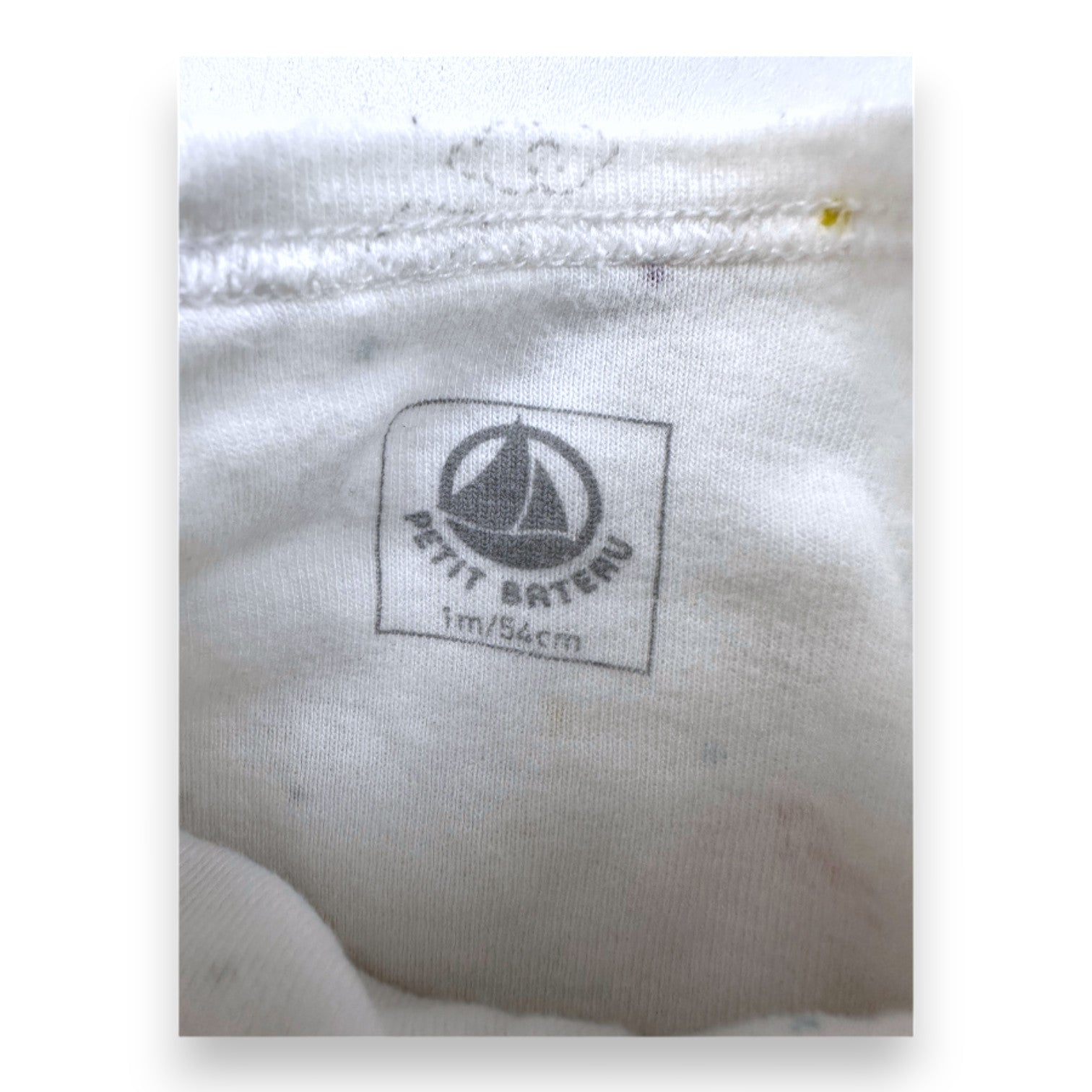 PETIT BATEAU - Weißer Body mit langen Ärmeln - 1 Monat