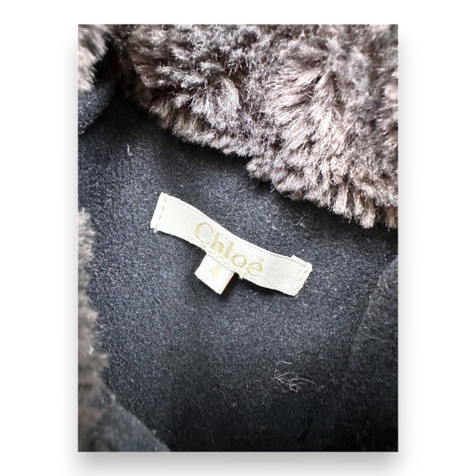 CHLOE - Marineblauer Pelzmantel - 4 Jahre