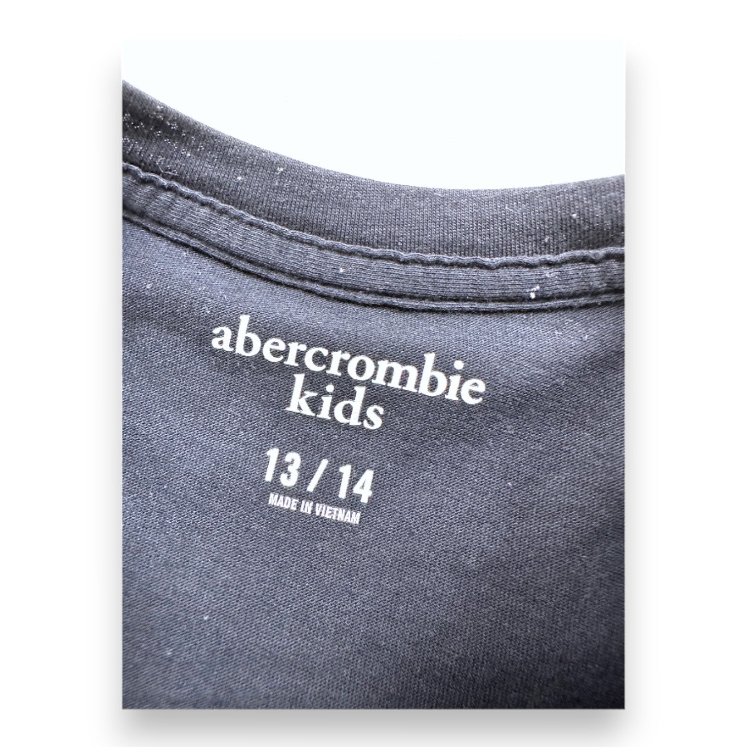 ABERCROMBIE - Schwarzes kurzärmliges bedrucktes T-Shirt - 13 Jahre
