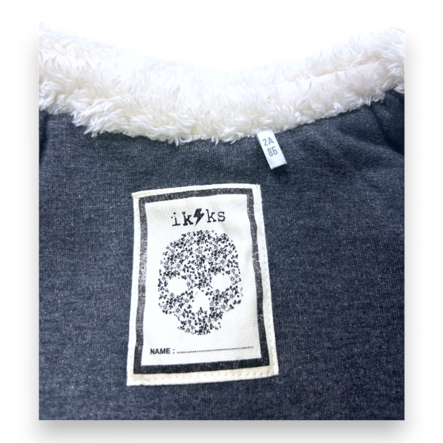 IKKS - Grauer Mantel mit weißem Pelzkragen - 2 Jahre