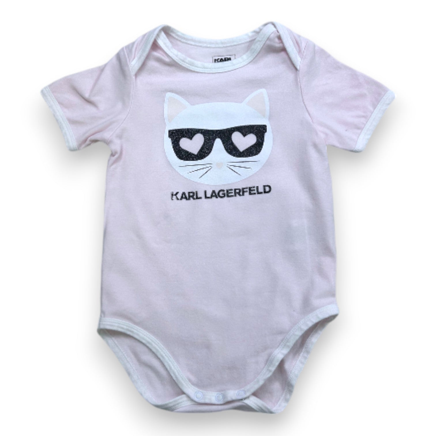 KARL LAGERFELD - Rosa Kurzarm-Body mit Print - 18 Monate