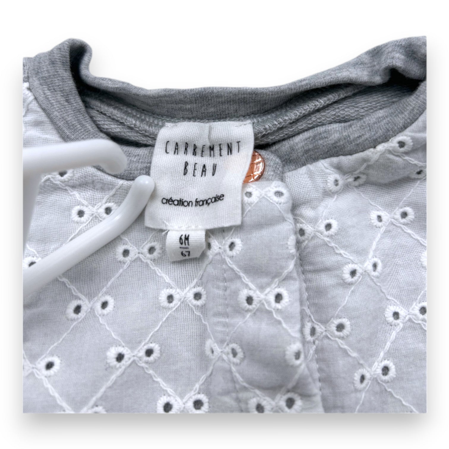 CARREMENT BEAU - Gray long-sleeved t-shirt with white lace - 6 months