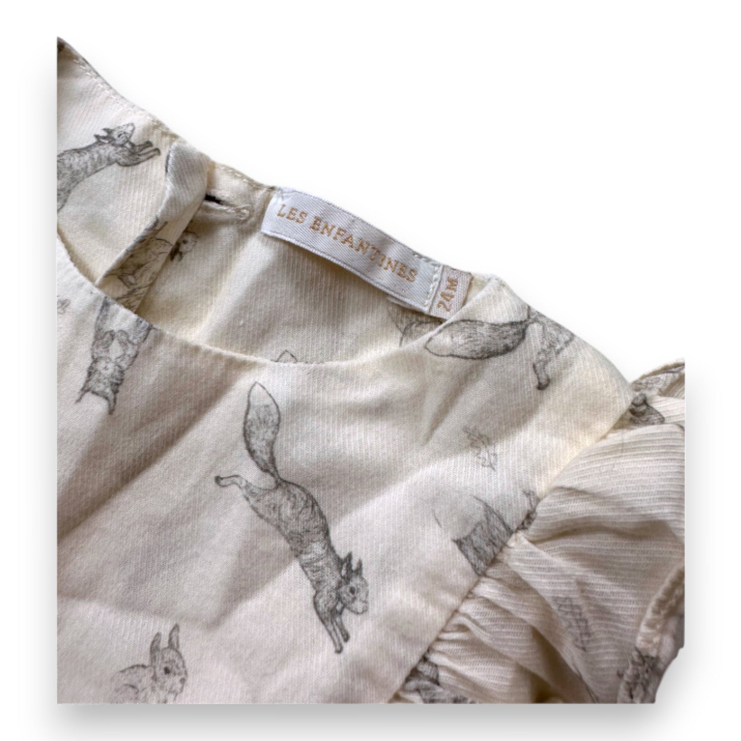 LES ENFANTINES - Barboteuse beige avec imprimés - 2 ans