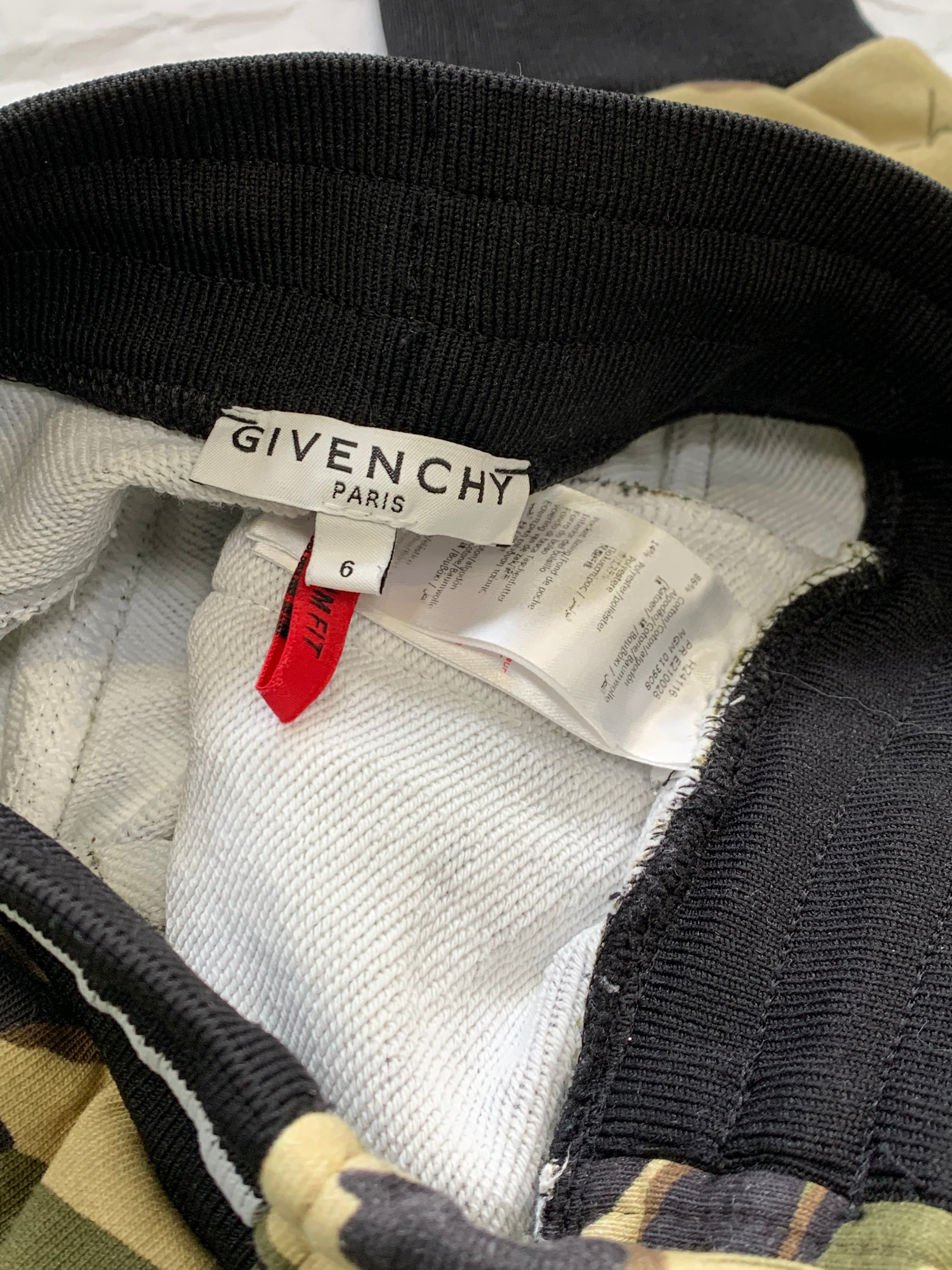 GIVENCHY - JOGGING - GRÜN - 6 JAHRE