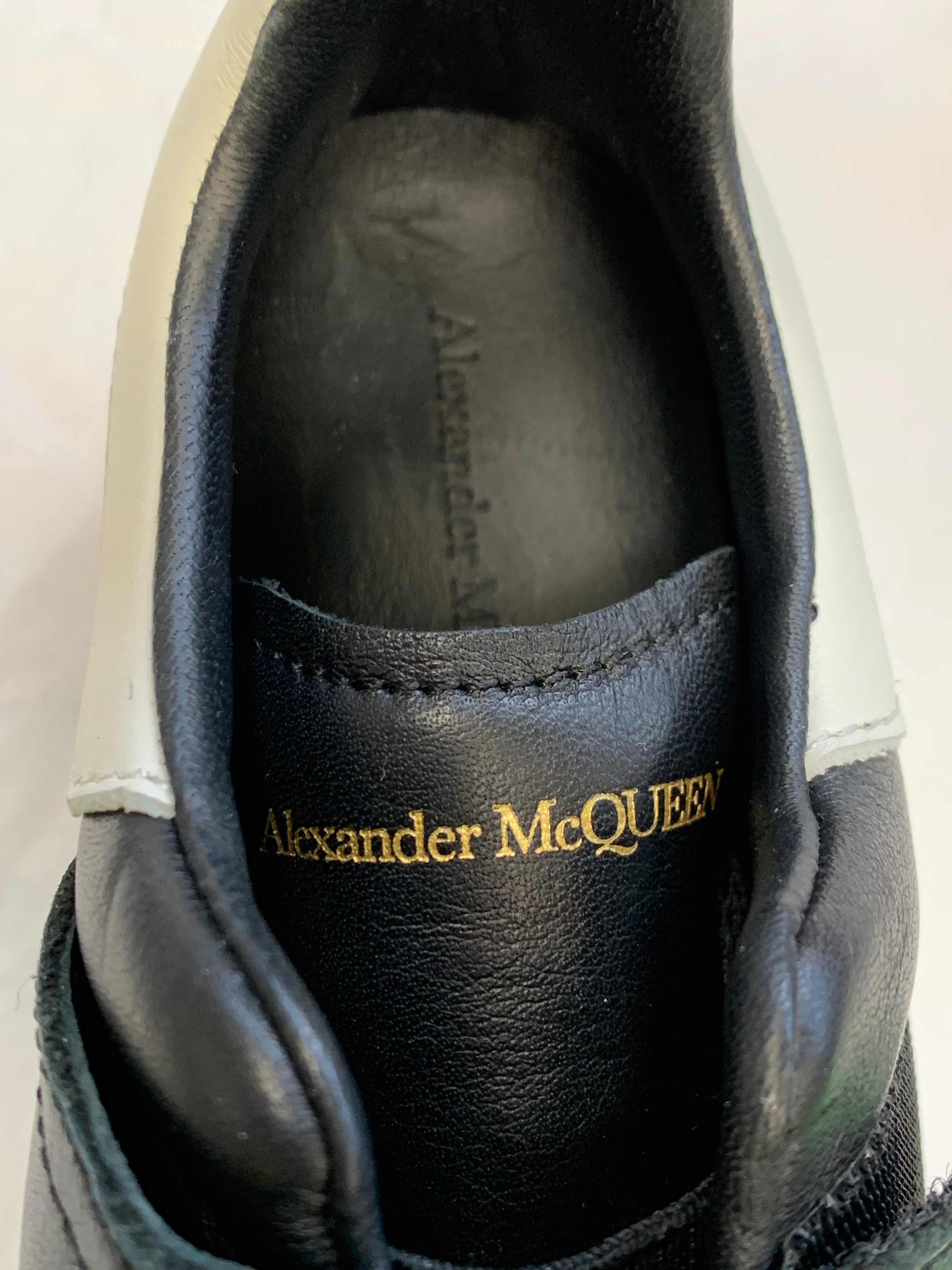 ALEXANDER MCQUEEN - SNEAKER - SCHWARZ, WEISS - 27
