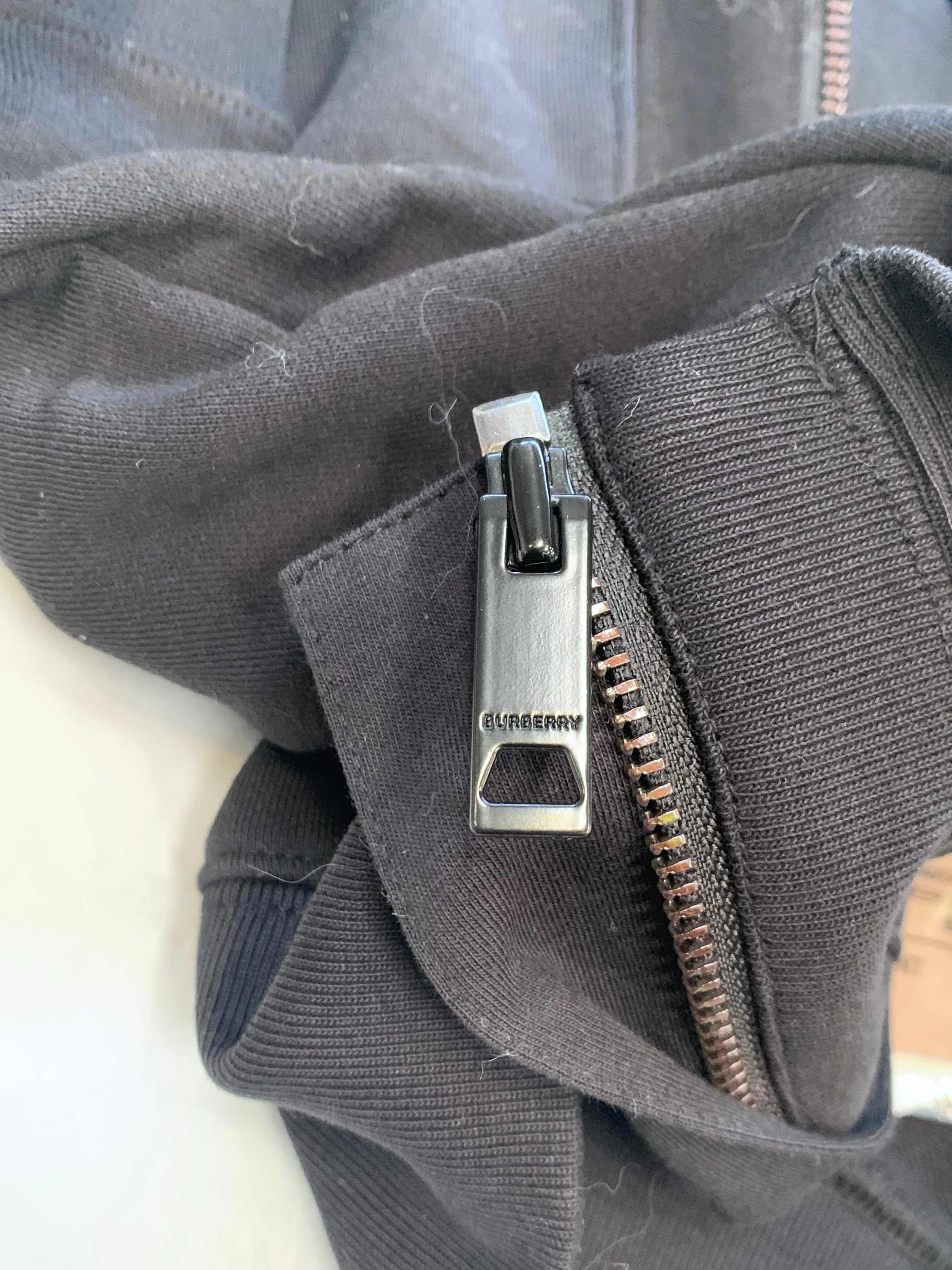 BURBERRY - SWEATSHIRT - SCHWARZ - 3 JAHRE