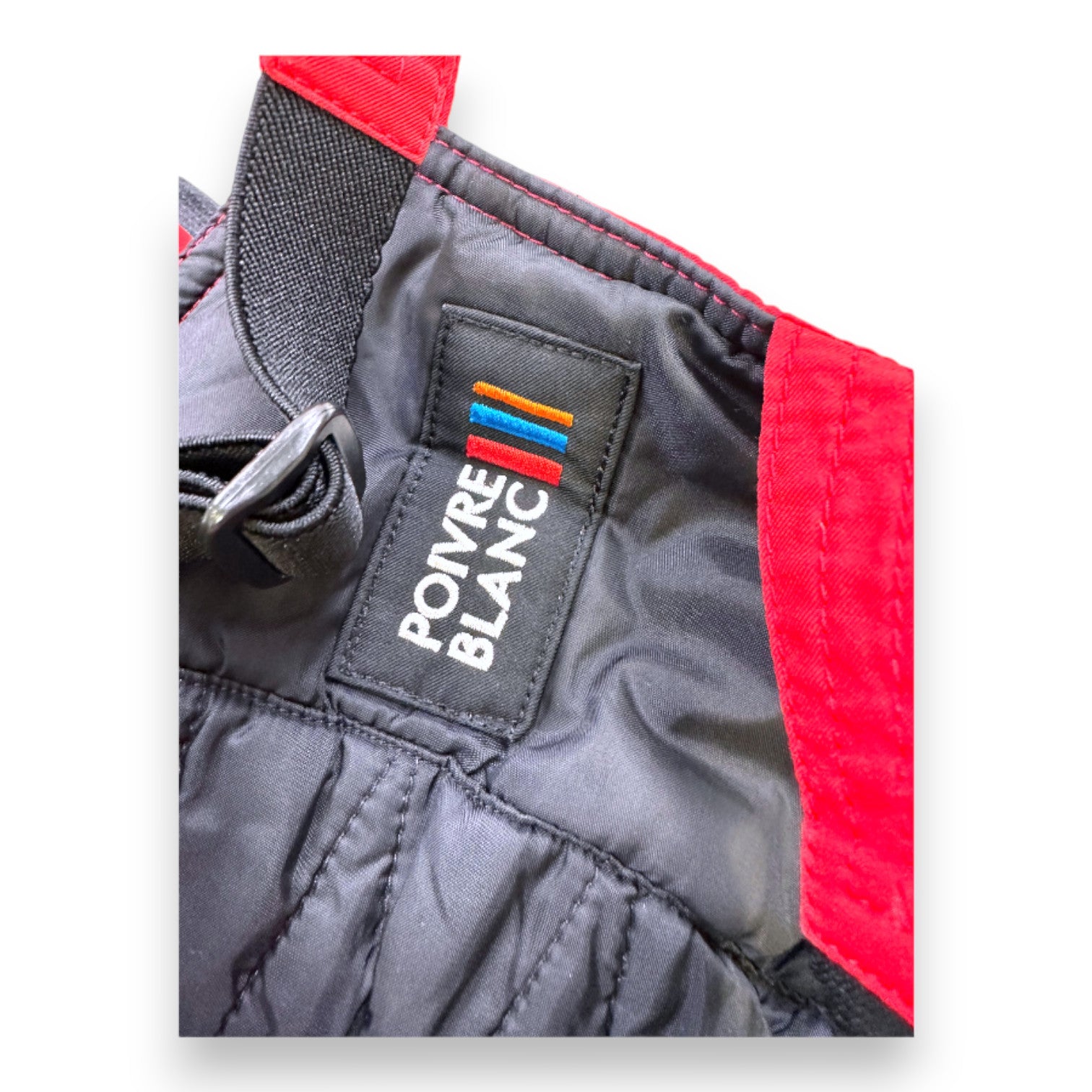 WHITE PEPPER - ROTES SKISET - 8 JAHRE ALT