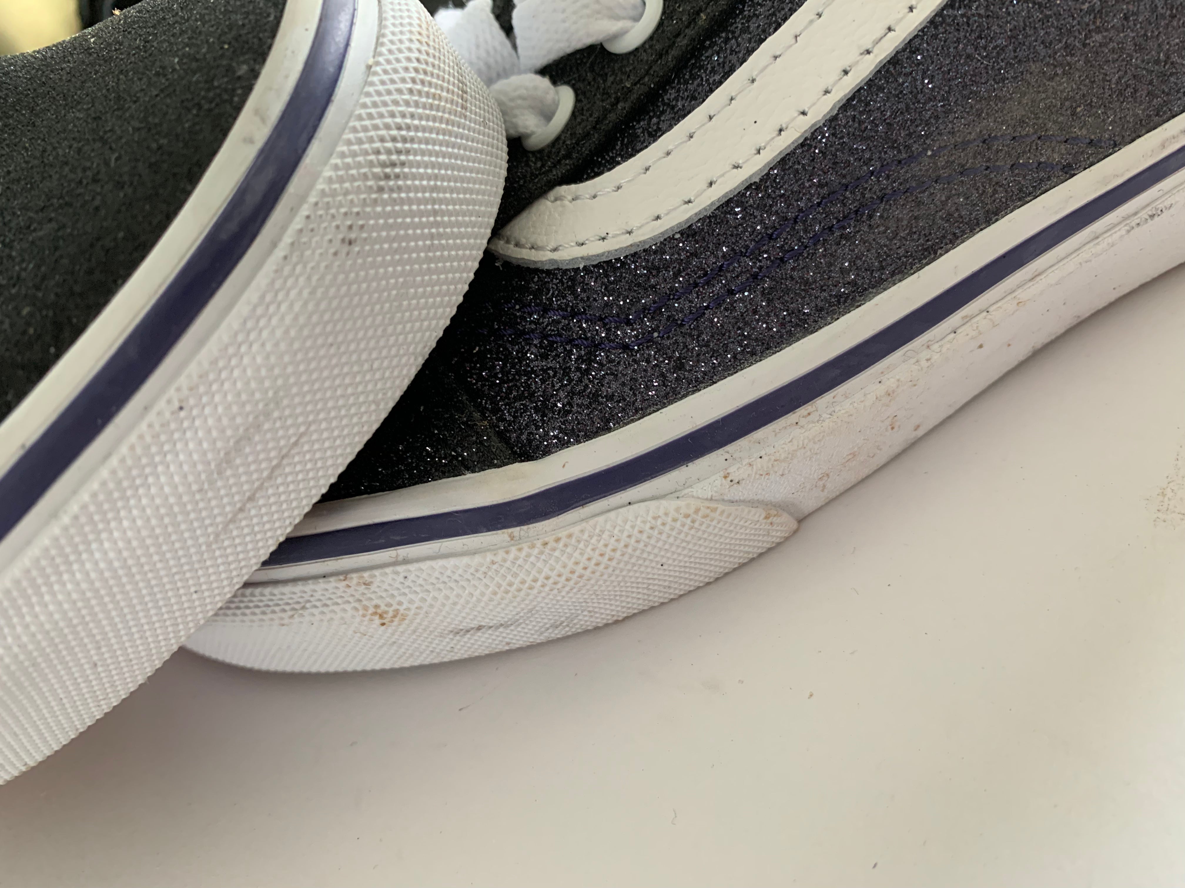VANS - BASKETS - NOIR - 33