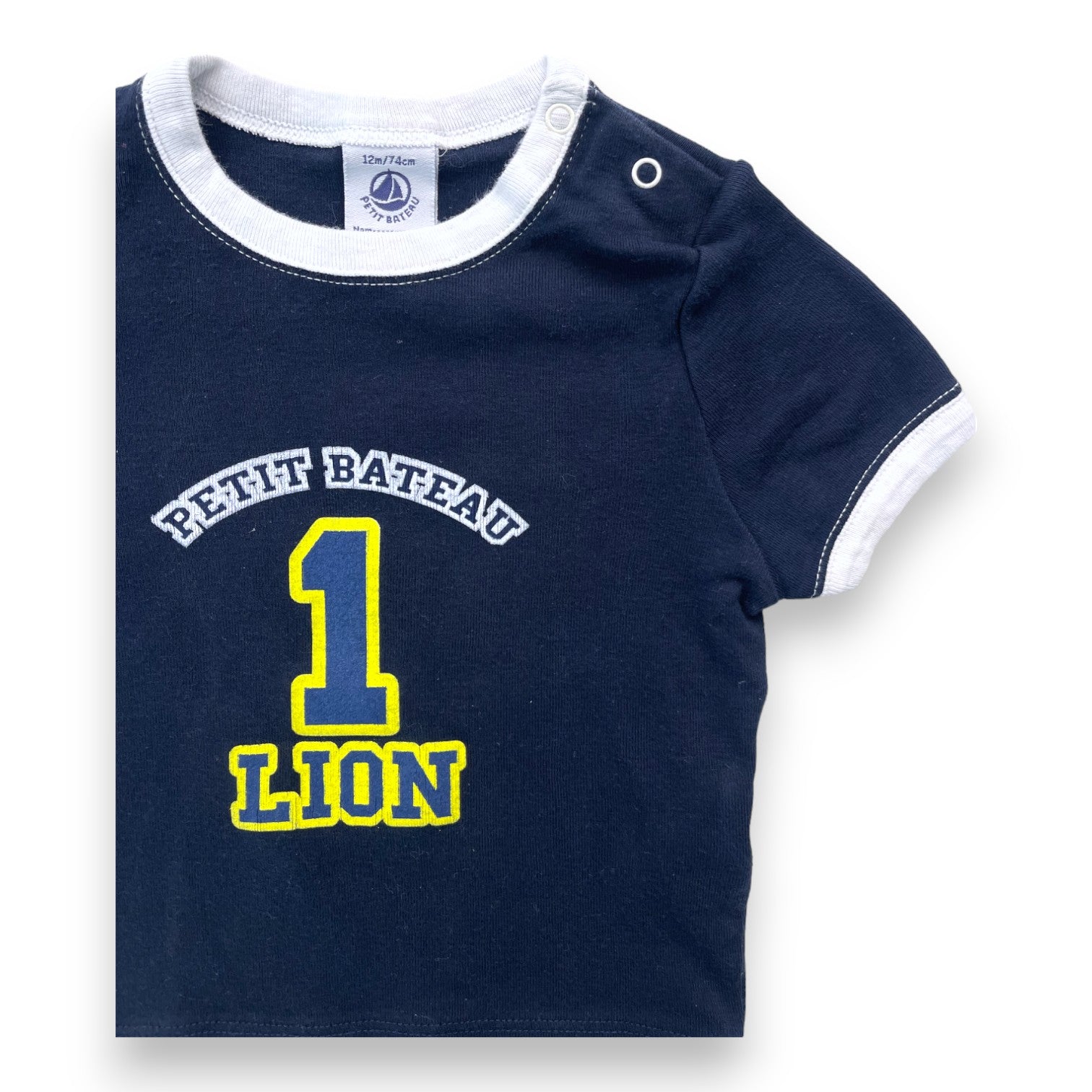 PETIT BATEAU - T shirt bleu marine "1 lion" - 12 mois