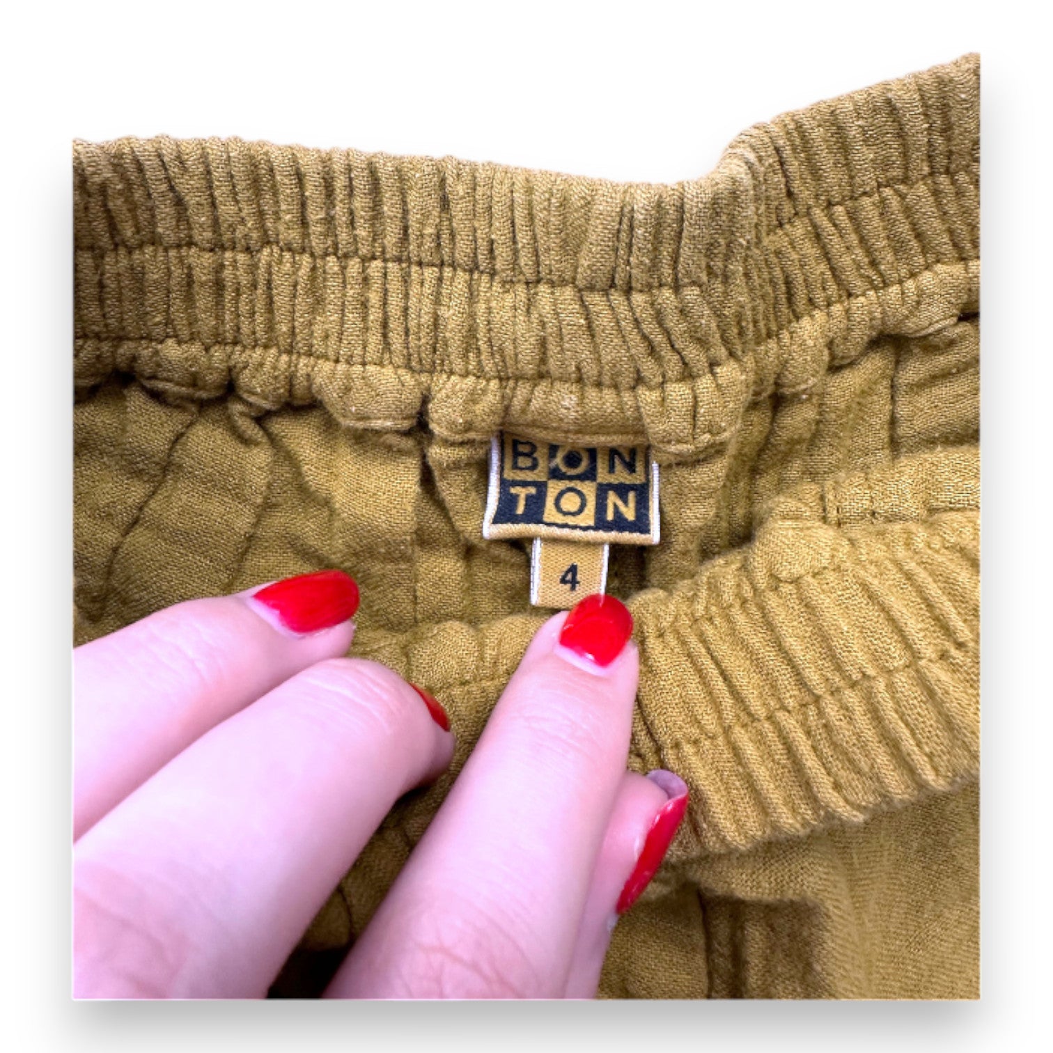 BONTON - Hellgrüne Shorts - 4 Jahre