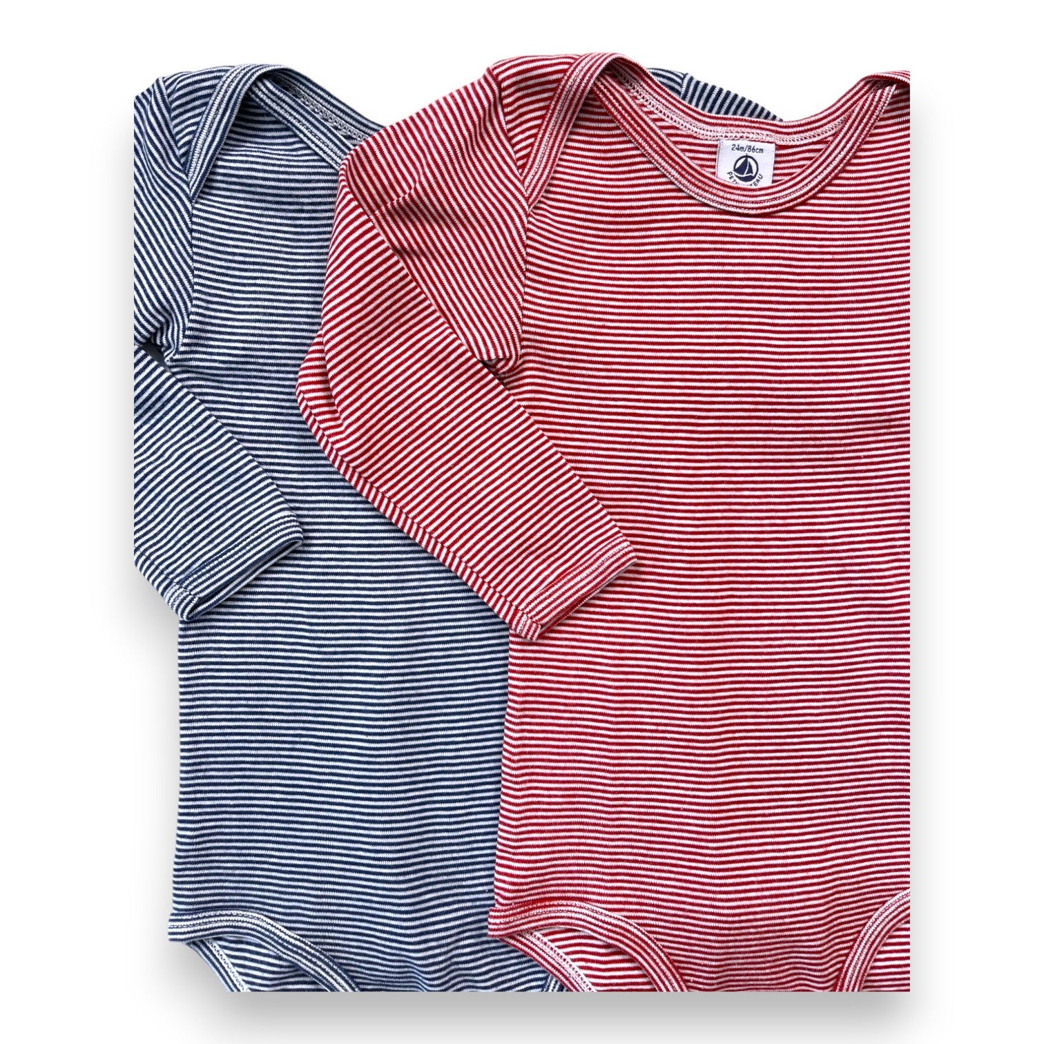 PETIT BATEAU - Set mit 4 gestreiften Bodys - 2 Jahre