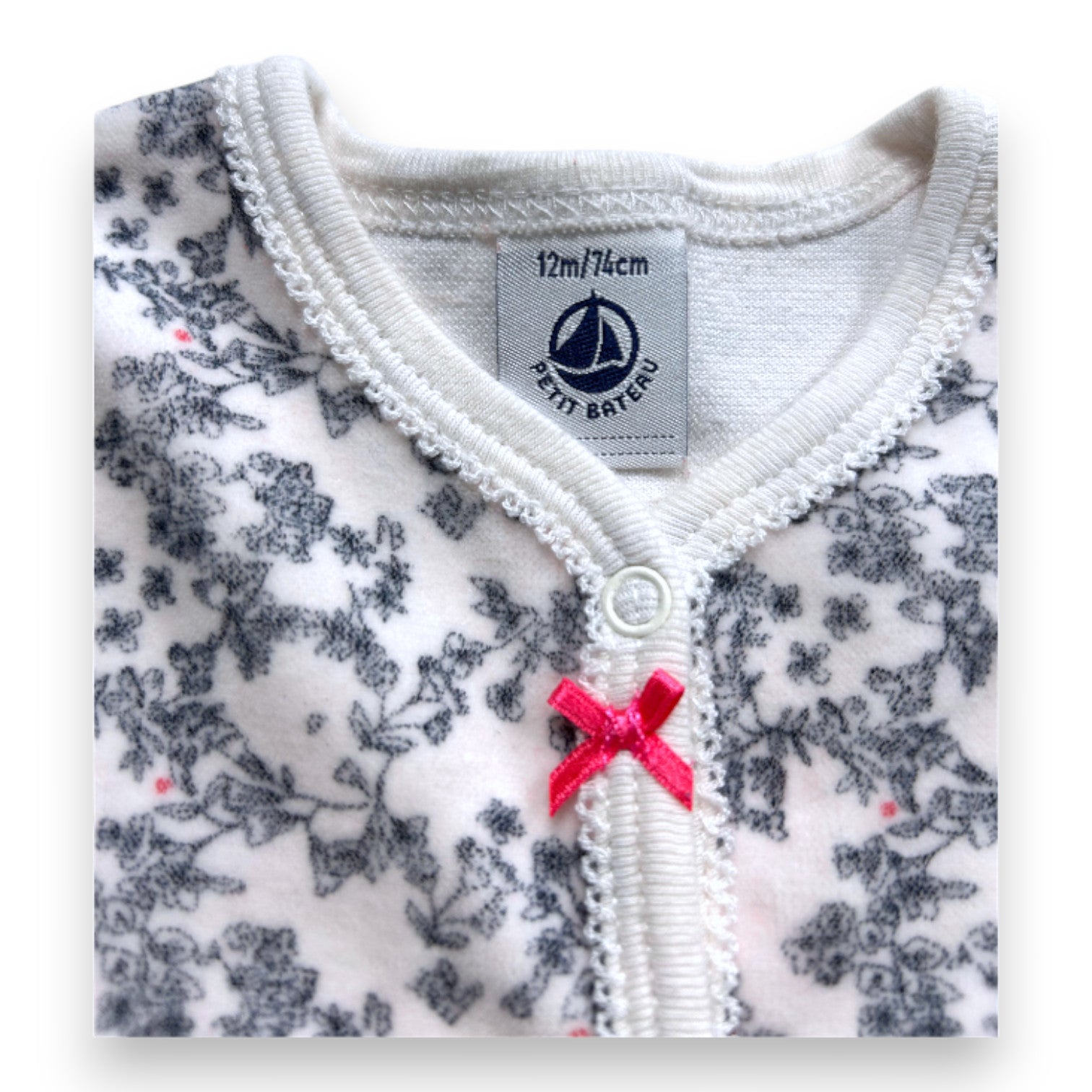 PETIT BATEAU - White floral pajamas - 12 months