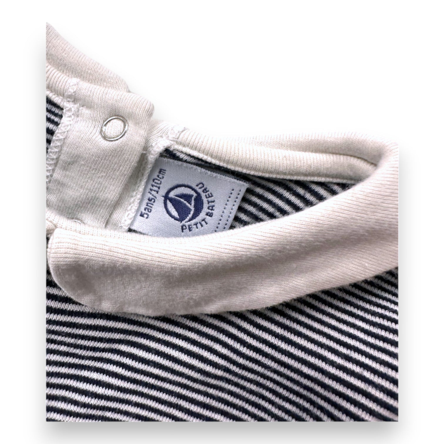 PETIT BATEAU - Blue and white striped long-sleeved T-shirt - 5 years