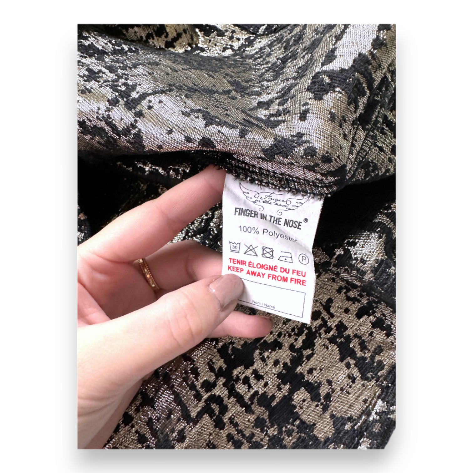 FINGER IN THE NOSE - Black and gold dress - 10 years old